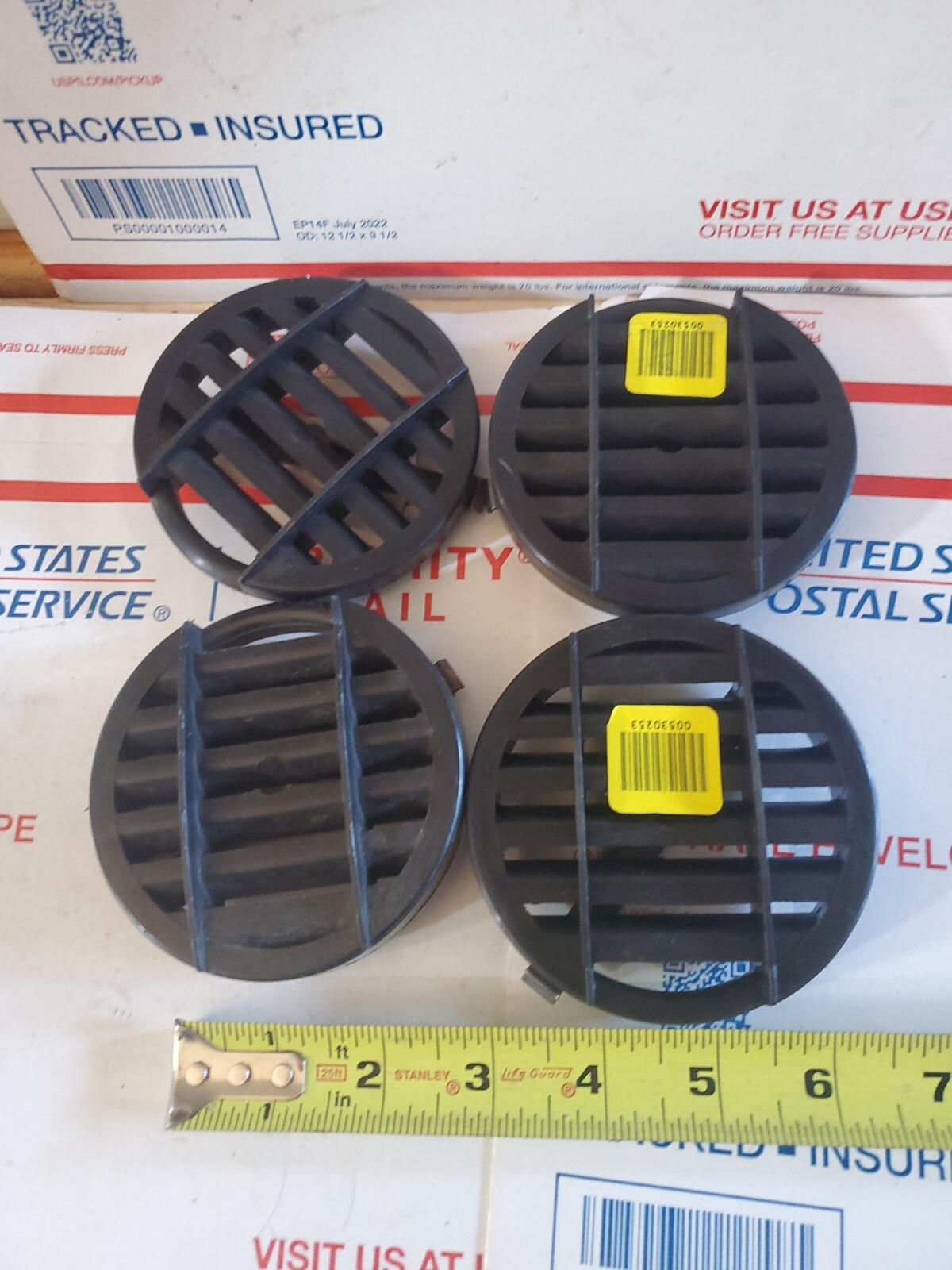 0530253 Bluebird Black Round Diffuser LOT OF 4 SHELF WEAR NEW , U4