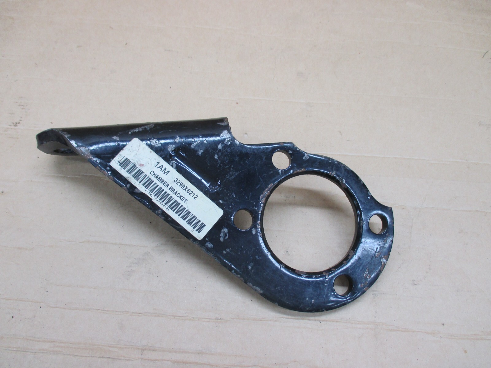 3299X6212 AIR BRAKE CHAMBER BRACKET NEW
