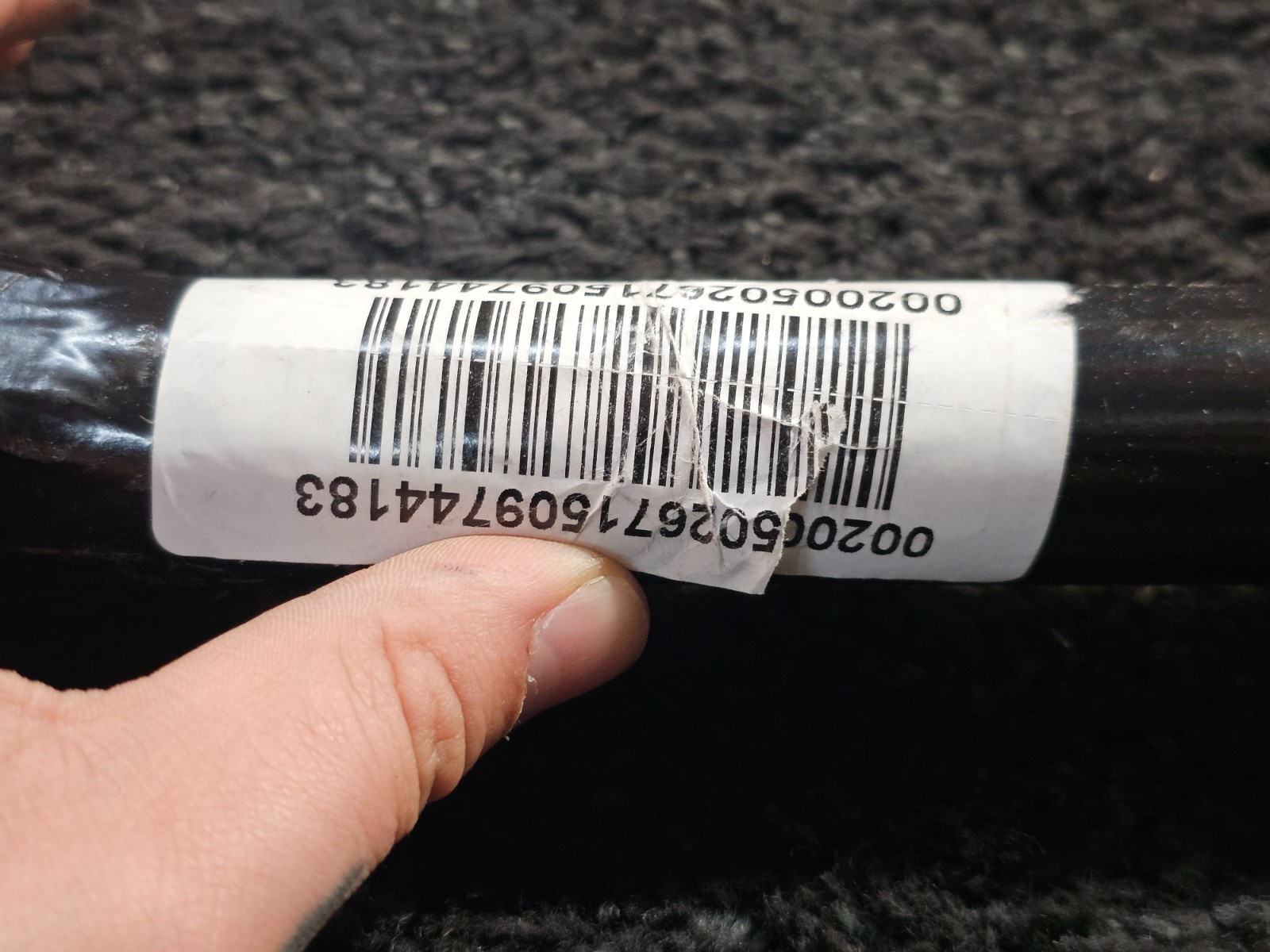HENDRICKSON 067274-510 Suspension Axle Torque Rod – 20 1/16 Inch, Black