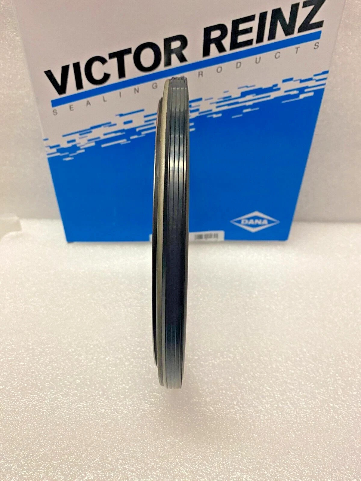 OEM GENUINE Paccar Crankshaft Seal 1876190PE