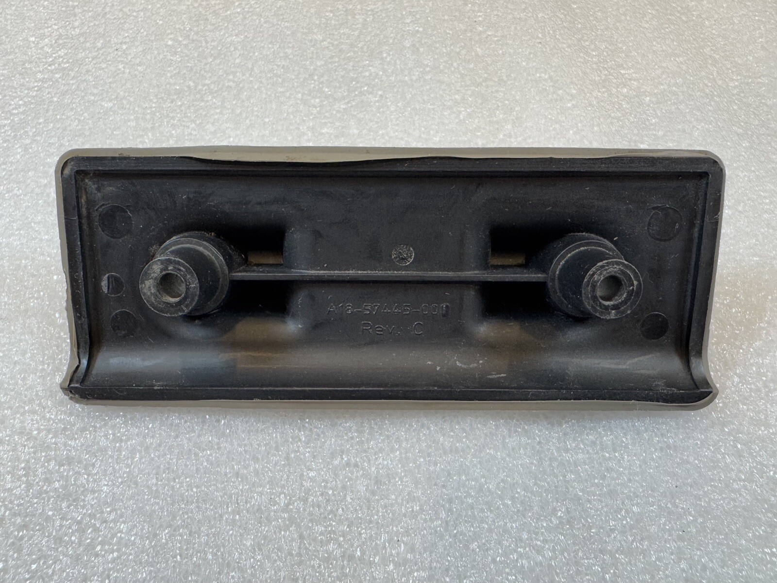 Used Freightliner Upper Bunk Latch Striker – P/N A18-57445-000