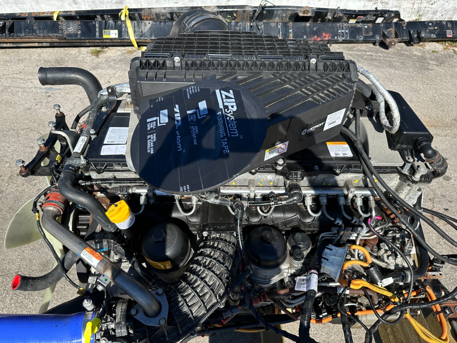 Freightliner Cascadia 126 DC DD13 Engine Assembly 42k miles on it 2024 OEM