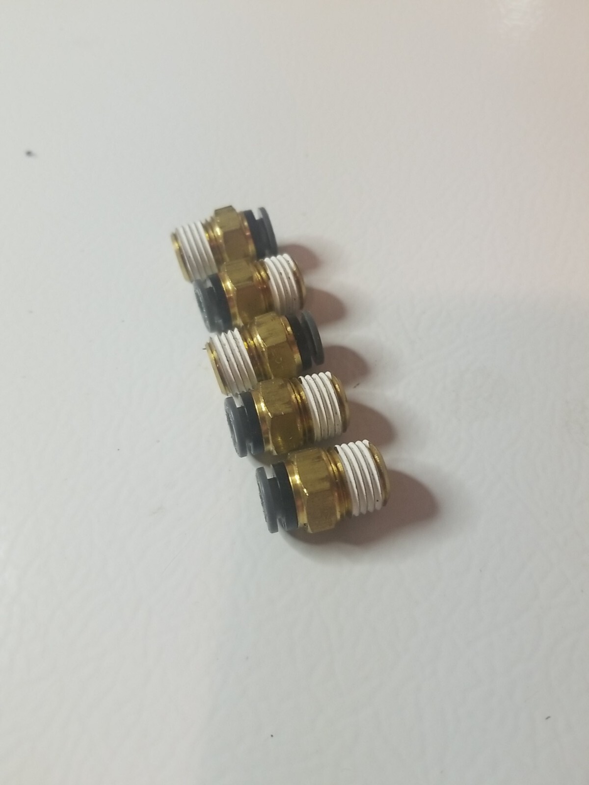 (5) SMC KV2H07-35S DOT Fitting ConnectorStraight Male 1/4″ OD tube 1/4-18 NPT