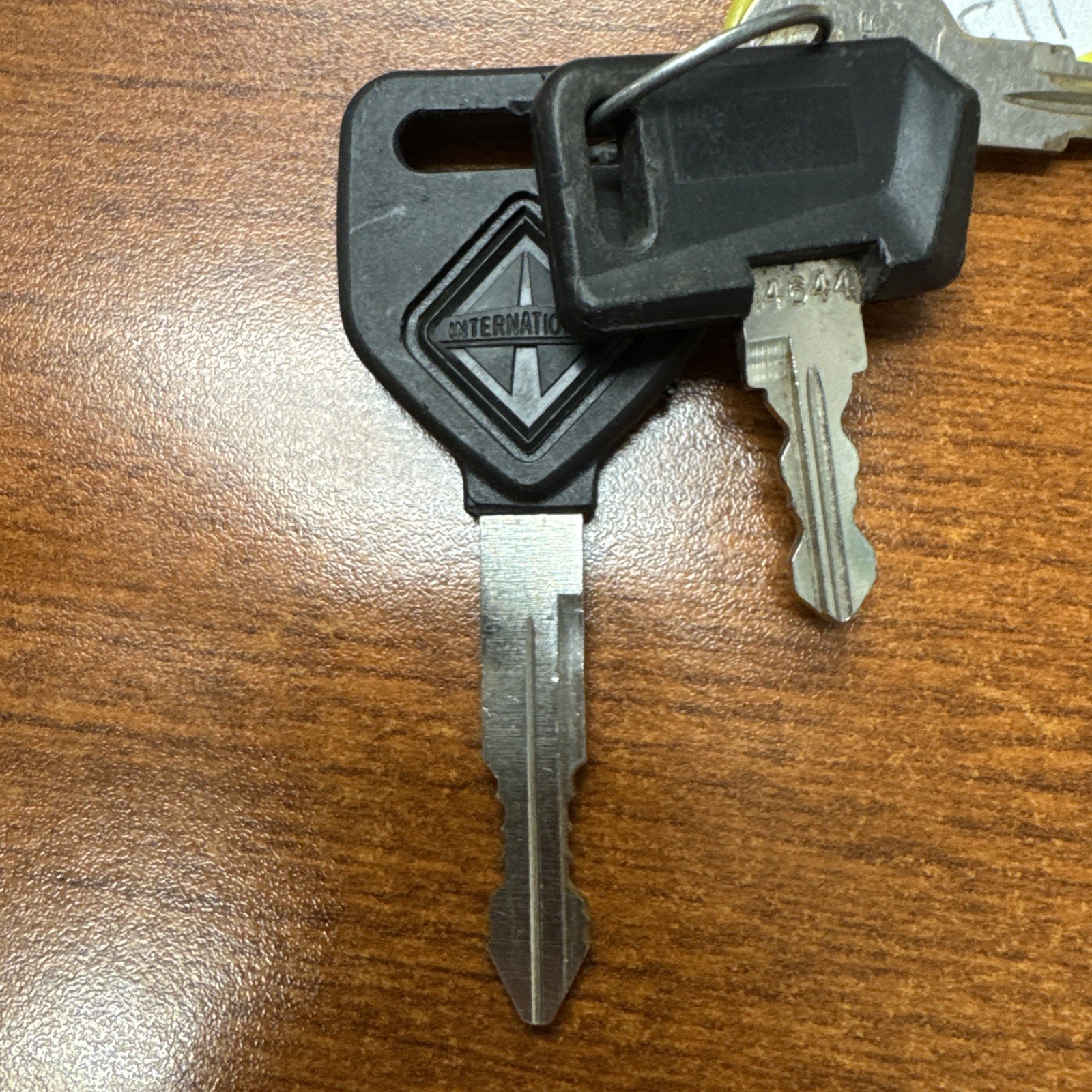 International 4200 Truck Engine Key With Lock Box Keys