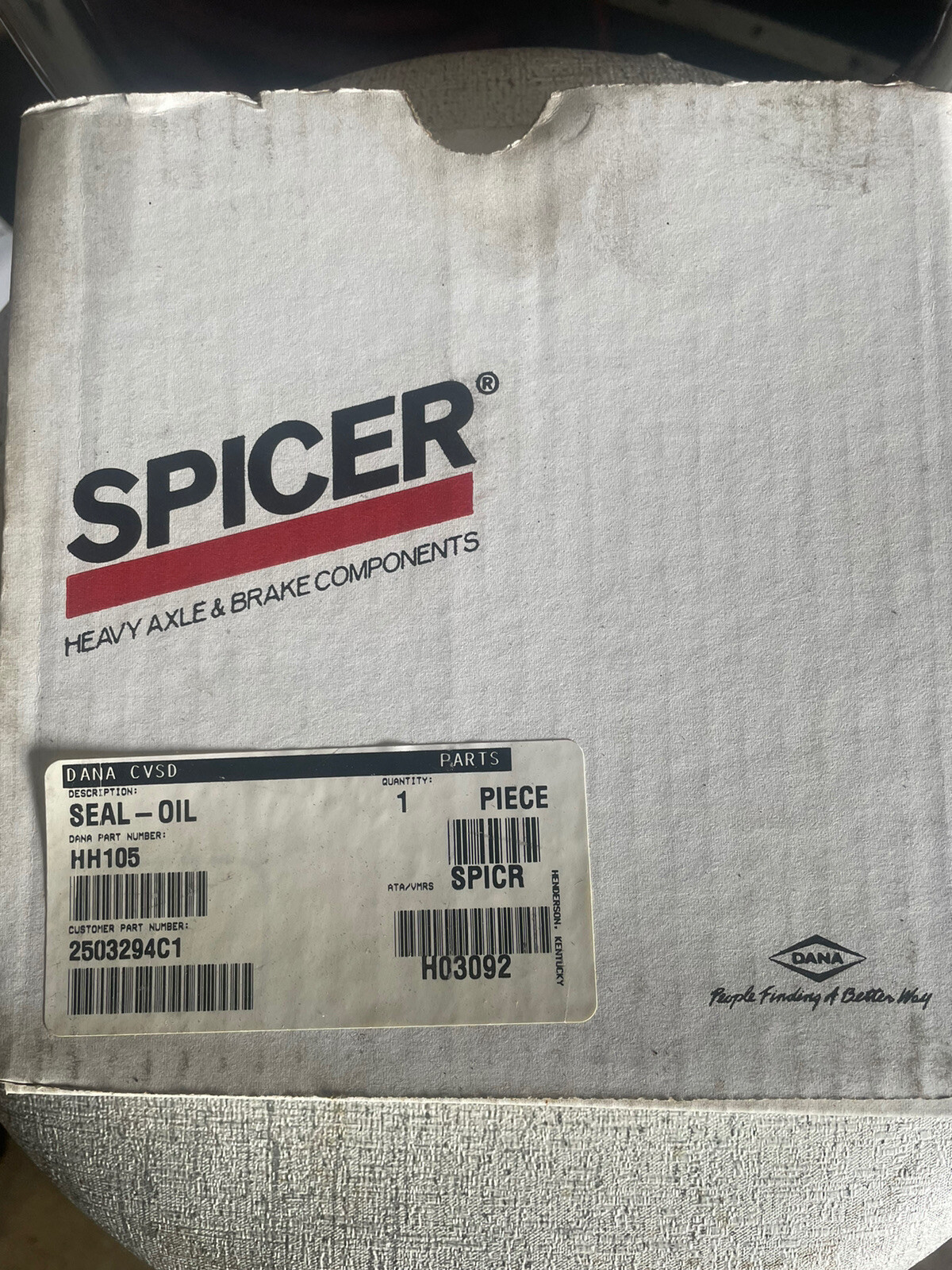 HH105 New Dana Spicer Oil Seal OEM Eaton Truck And Bus Seal Sealed In Plastic