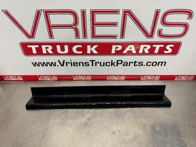 KENWORTH K176-7445 PANEL-BATTERY BOX POWDER COATED