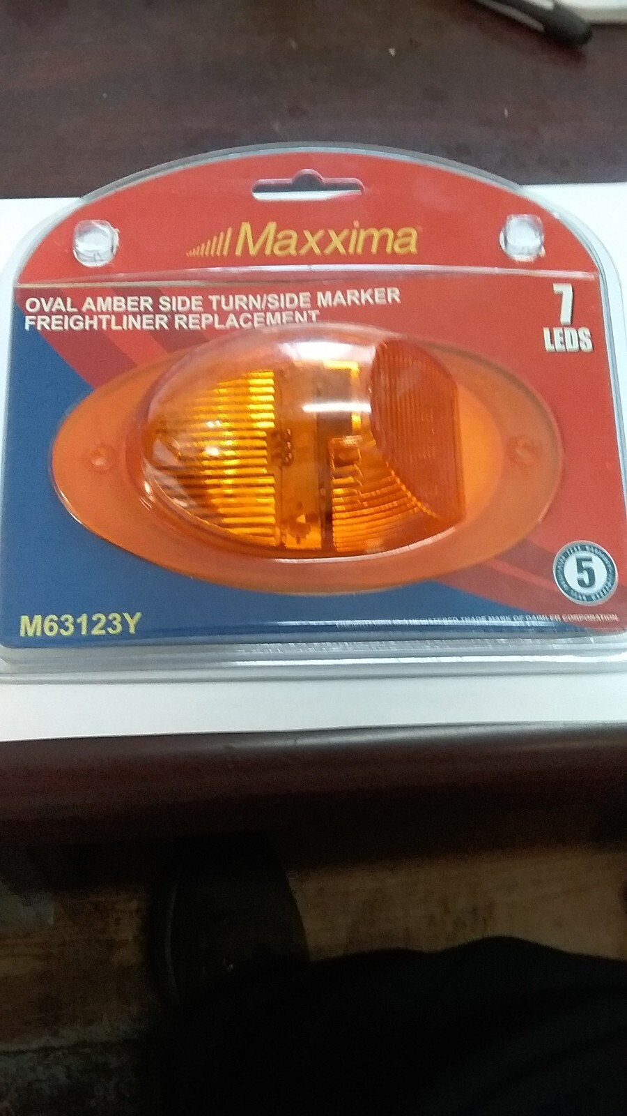 Maxxima oval amber side turn marker Freightliner replacement #M63123Y 7LEDS