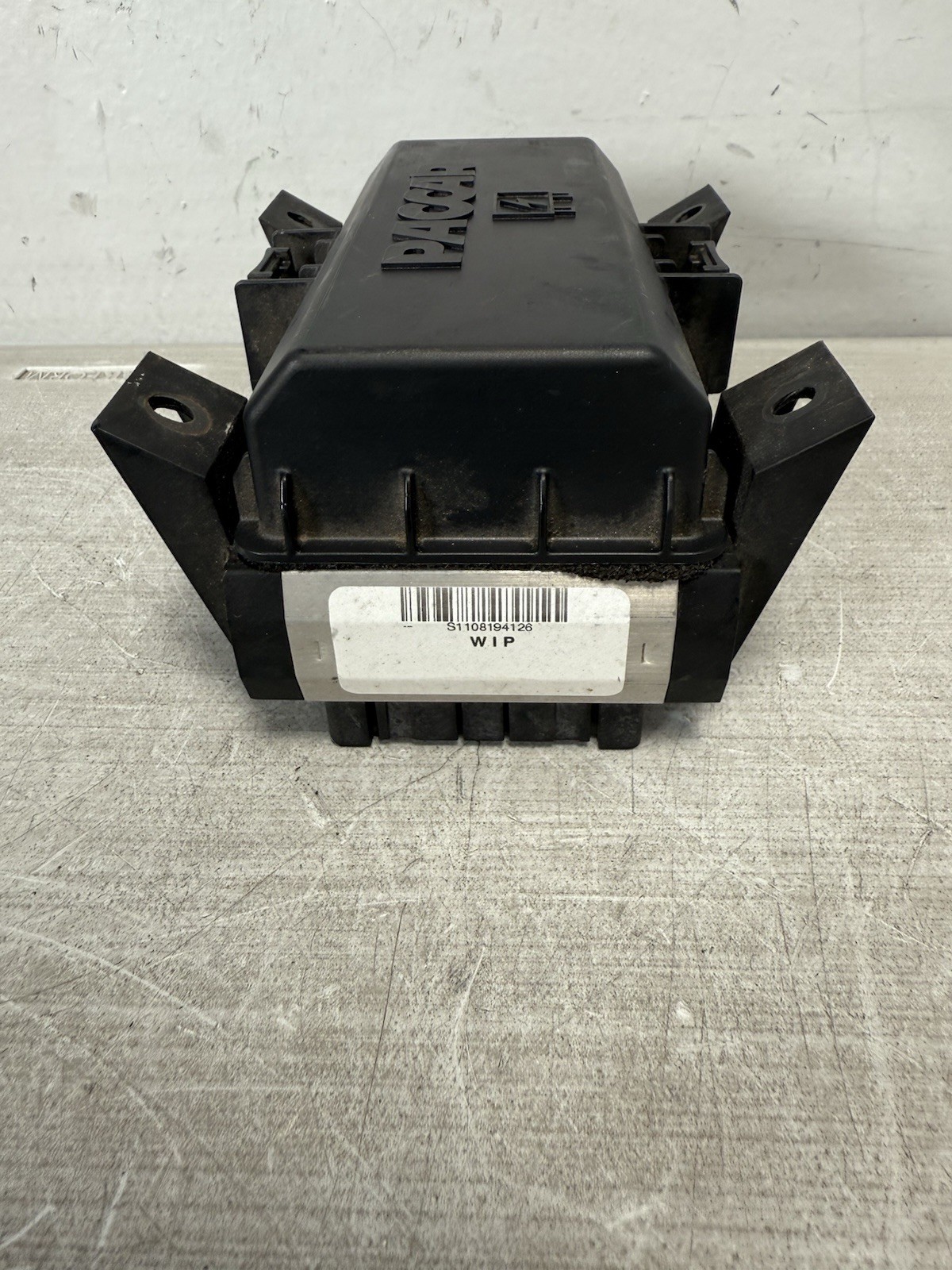 2019 Peterbilt 579 Paccar Fuse Box Sleeper PDC P27-1135-0110 *1988*