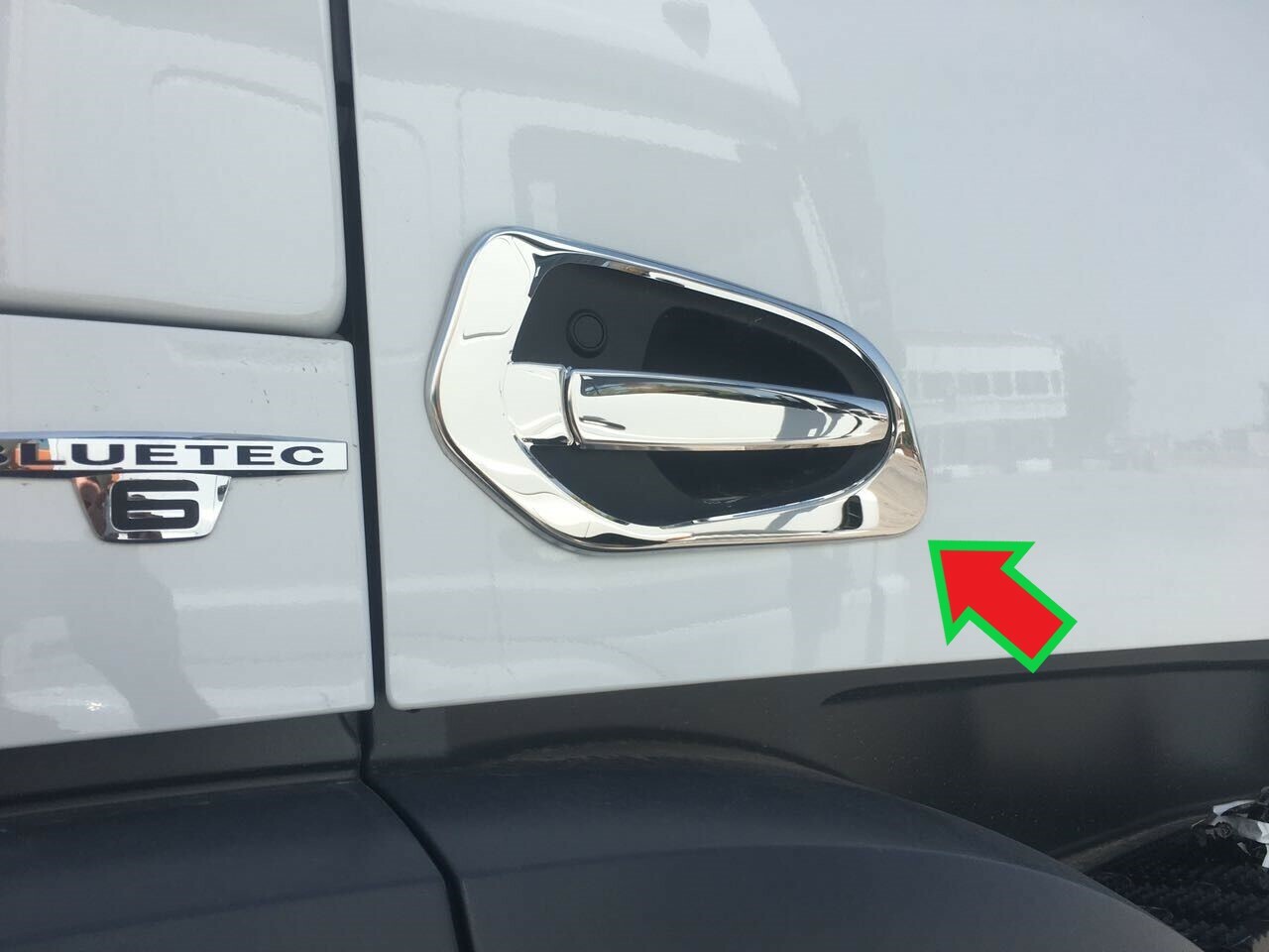 Mercedes ACTROS MP4-MP5 DOOR HANDLE CHROME Stainless Steel 4 Pieces.