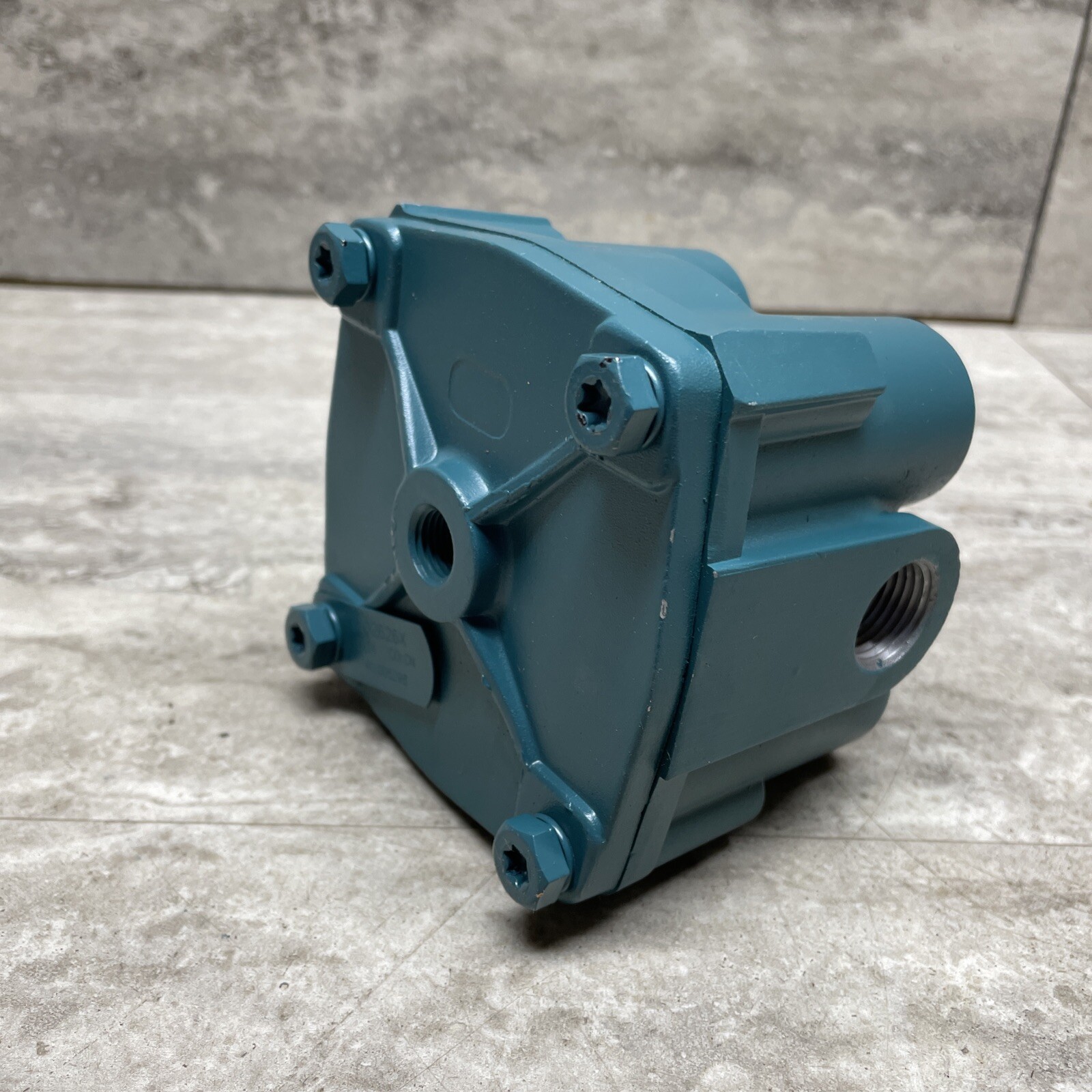 Haldex Like-Nu 102626 X Brake Valve Relay, Remanufactured