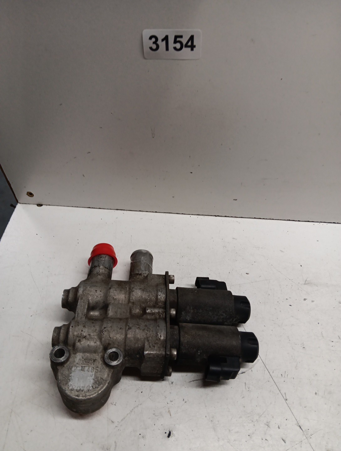3018072C92 Genuine International Coolant Control Valve Item #3154