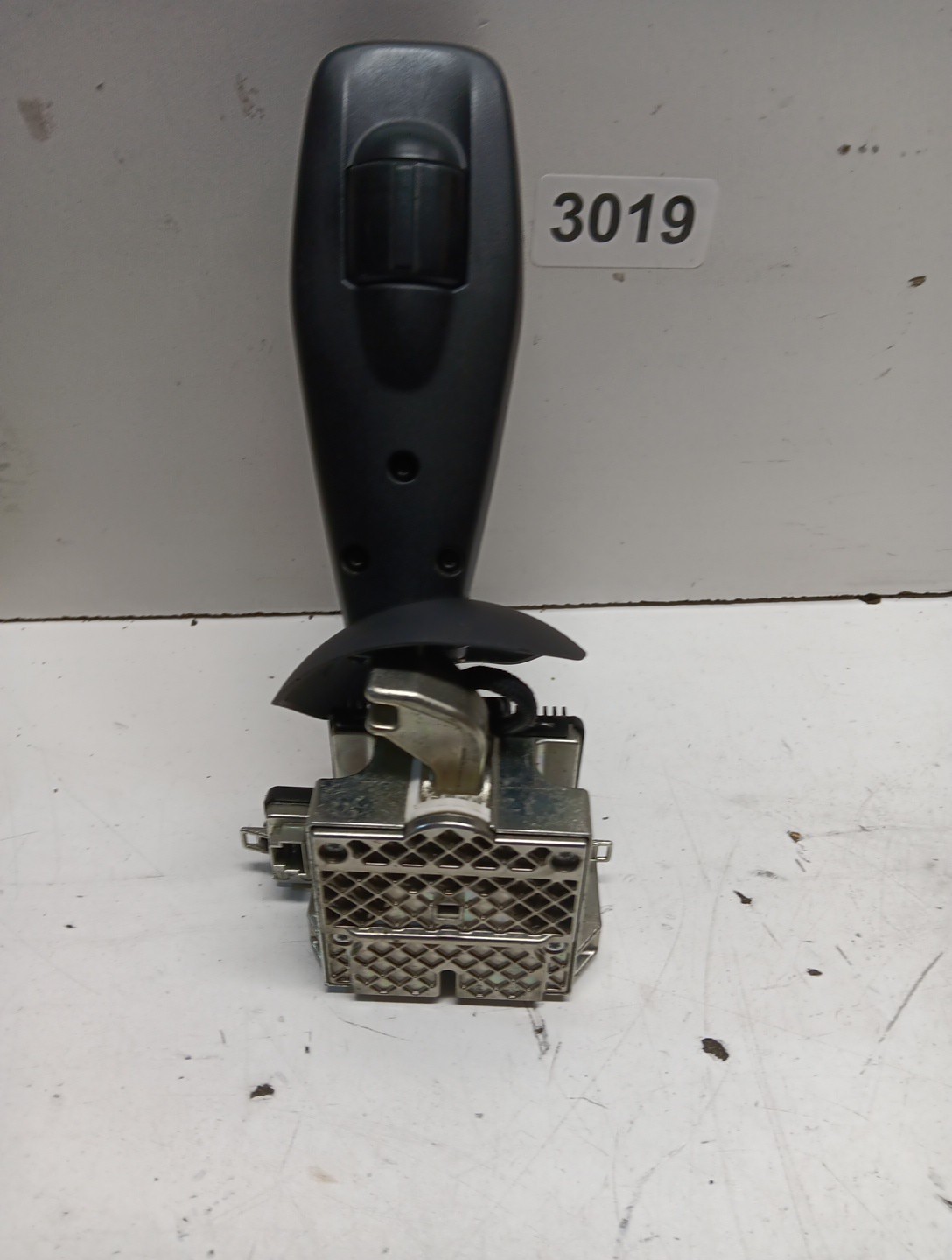 A 009 545 21 24 Freightliner Cascadia Shift Control Lever R, Item # 3019