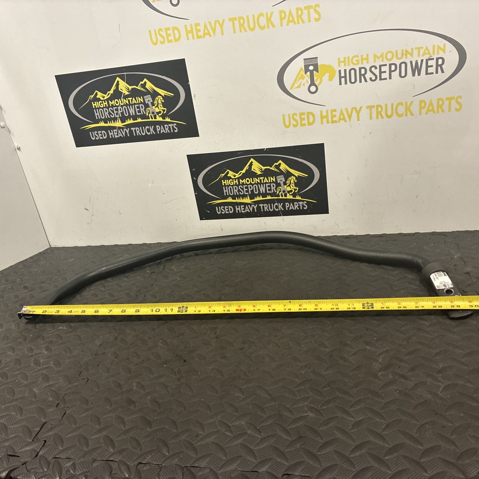 PACCAR Interior Grab Bar/Handle, Black PN: S56-1046-601 (TAG # 18446)