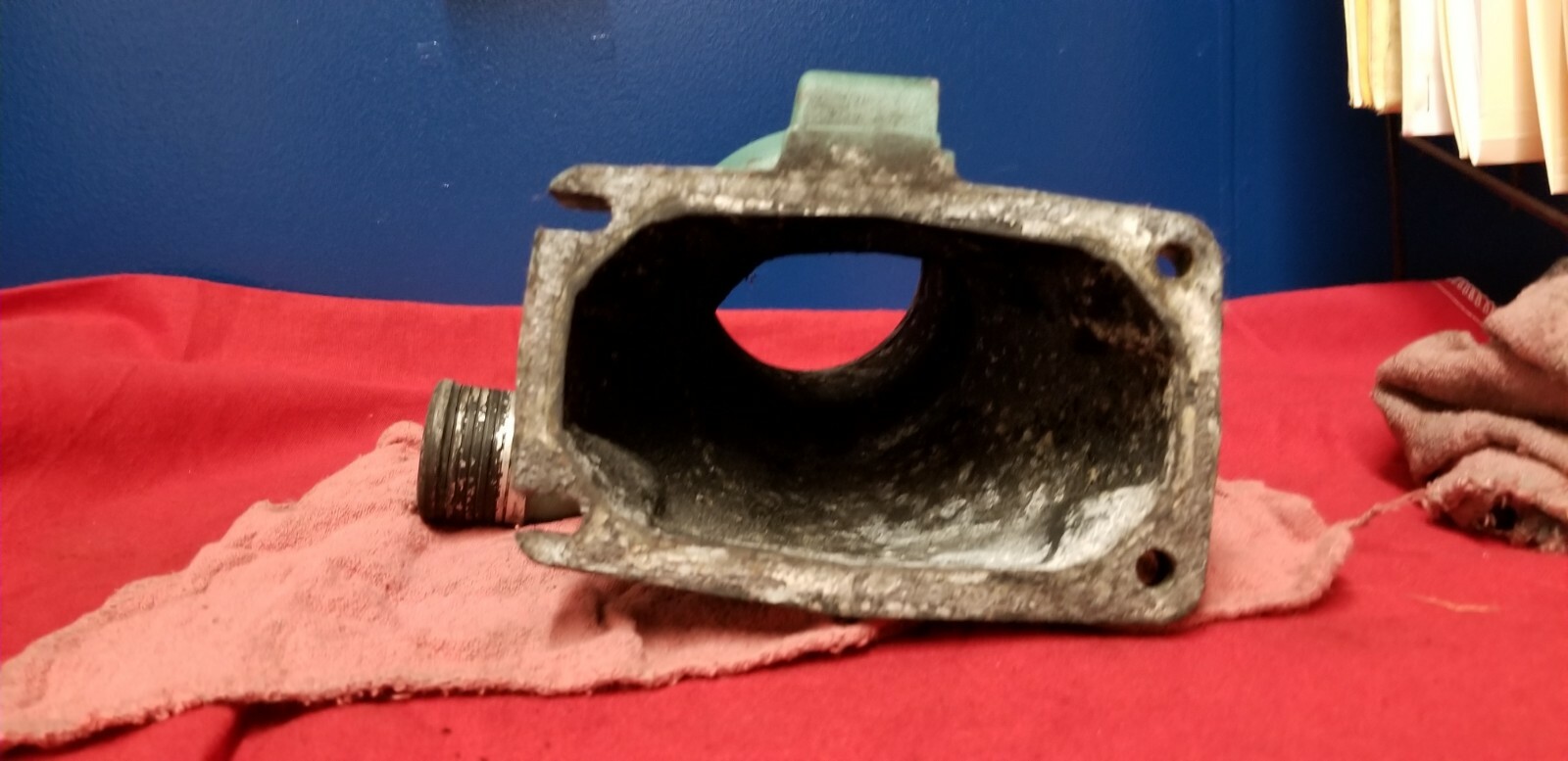 VOLVO INTAKE ELBOW , 20519514, manifold intake, air charger pipe