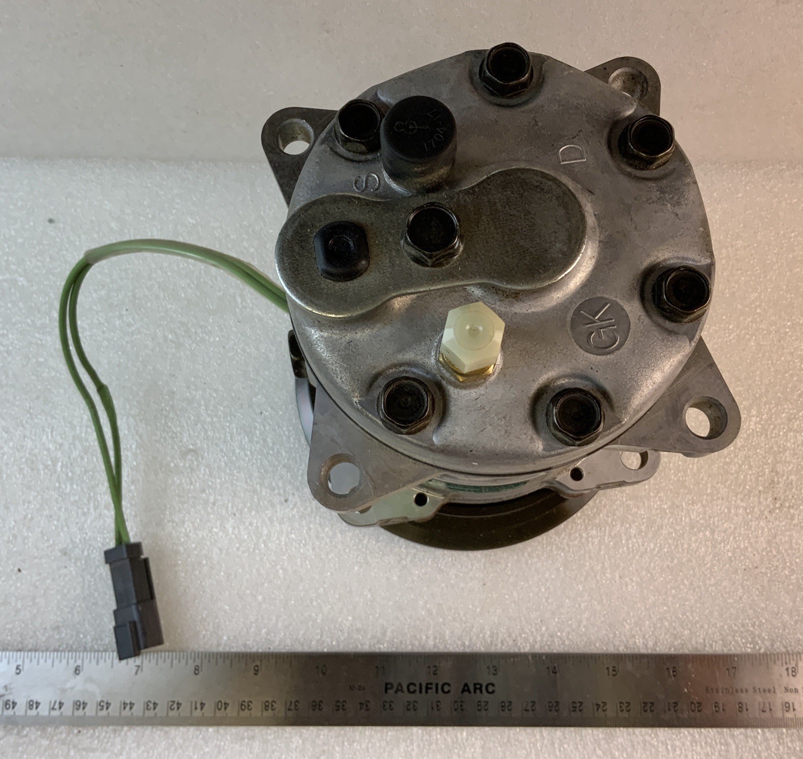 GENUINE SANDEN HEAVY DUTY AC COMPRESSOR & AC CLUTCH P/N: SD7H15 CAT. NO. 3E-1906