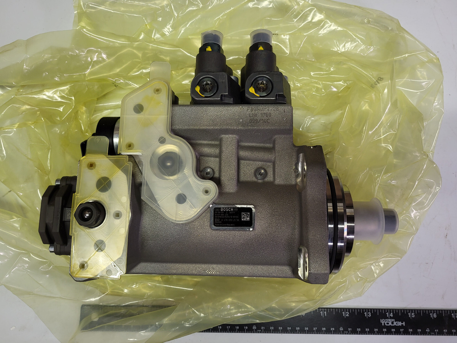 DD13 DD15 CPN5 HP Fuel Pump Detroit Diesel # EA4700902150 Bosch A 470 090 21 50