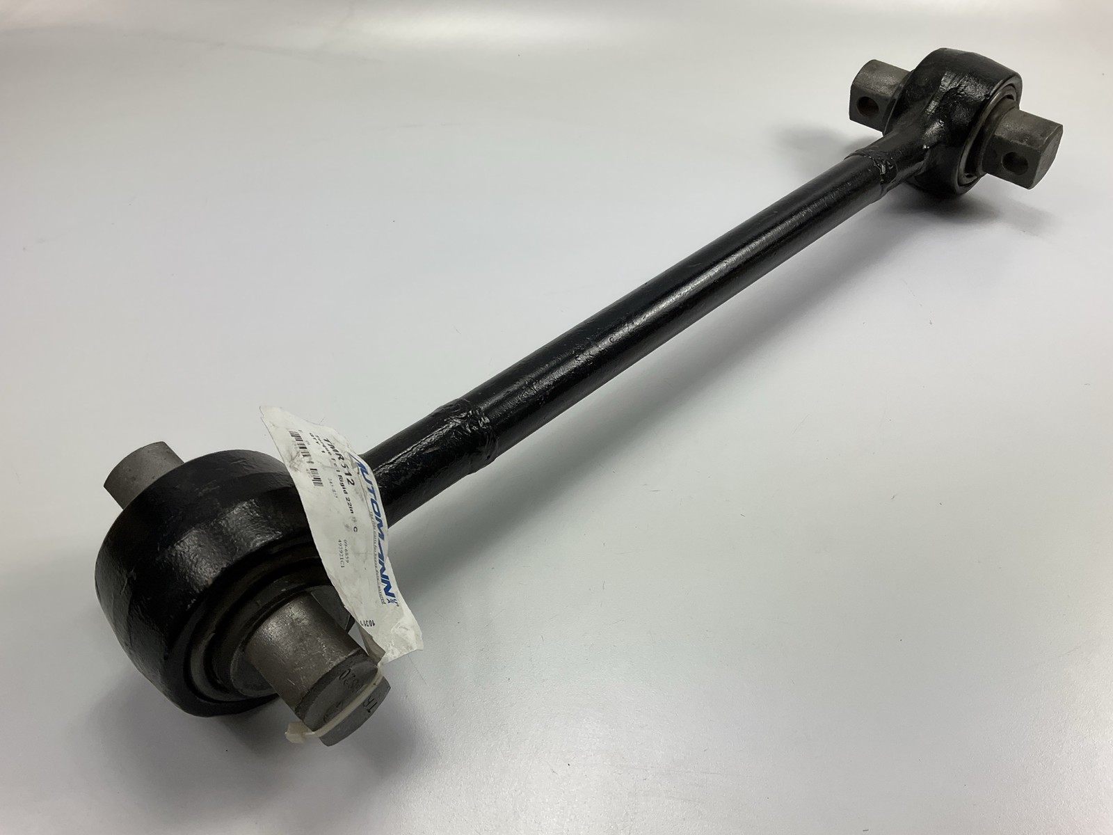 Automann TMR512 Torque Rod, 22.0″ Replaces International # 493921C1 588118C91