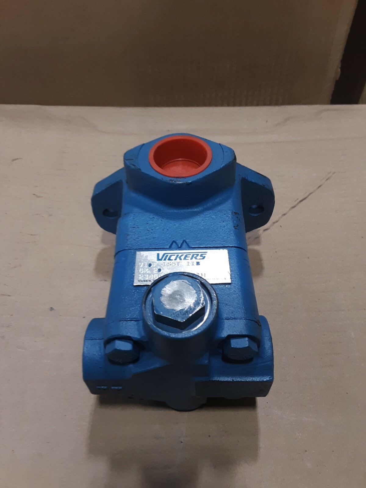 EATON VICKERS PUMP V10F 1S6T 11B Vickers V10F 1S6T 11B