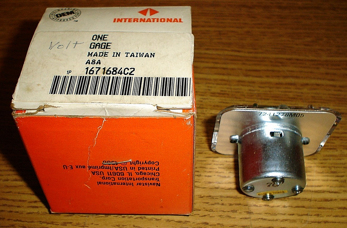 Genuine International Volt Meter Gauge Navistar P/N 1671684C2 Voltmeter OEM NOS