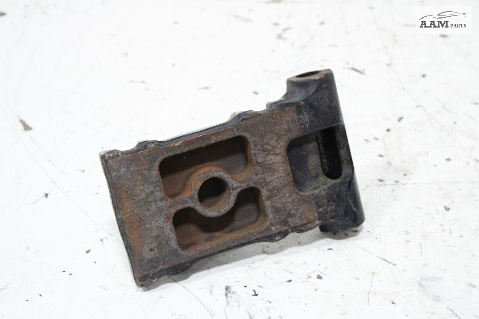 18-2024 FREIGHTLINER CASCADIA FRONT LEFT SIDE AXLE STOP R16-20848-000 OEM