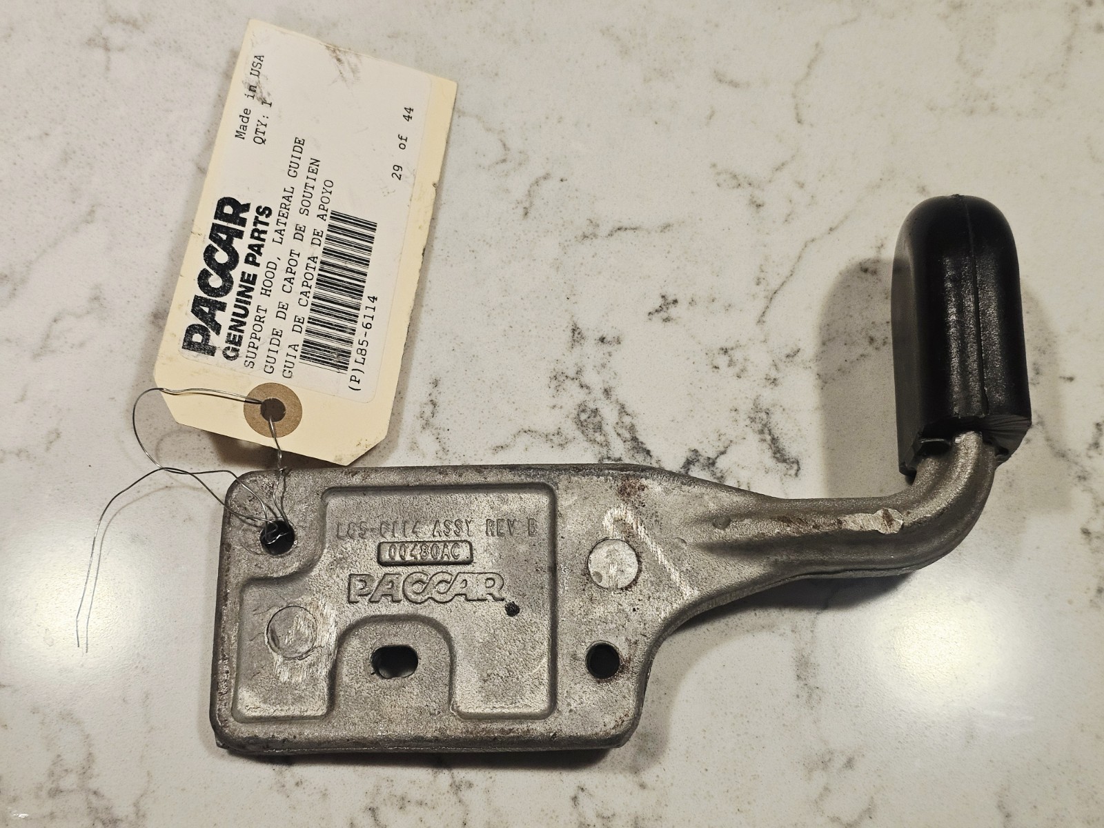 Paccar Kenworth Lateral Guide Hood Rest Support L85-6114. Free Shipping!