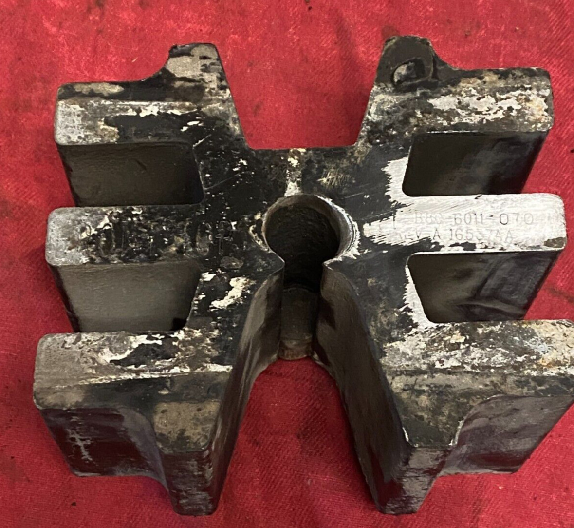 Paccar Front Axle Spacer Block B80-6011-070, 16537AA