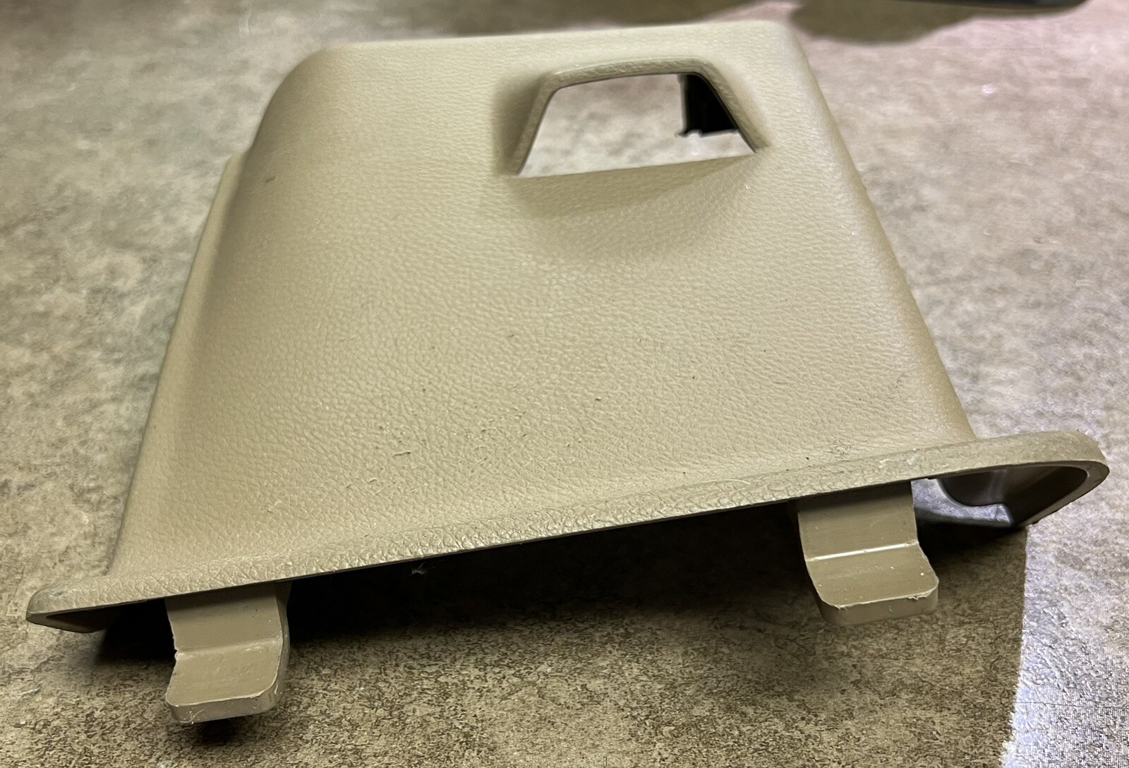 Paccar KW Fuse Cover Dash Panel S22-6100 / 04088BB *Ready To Ship*