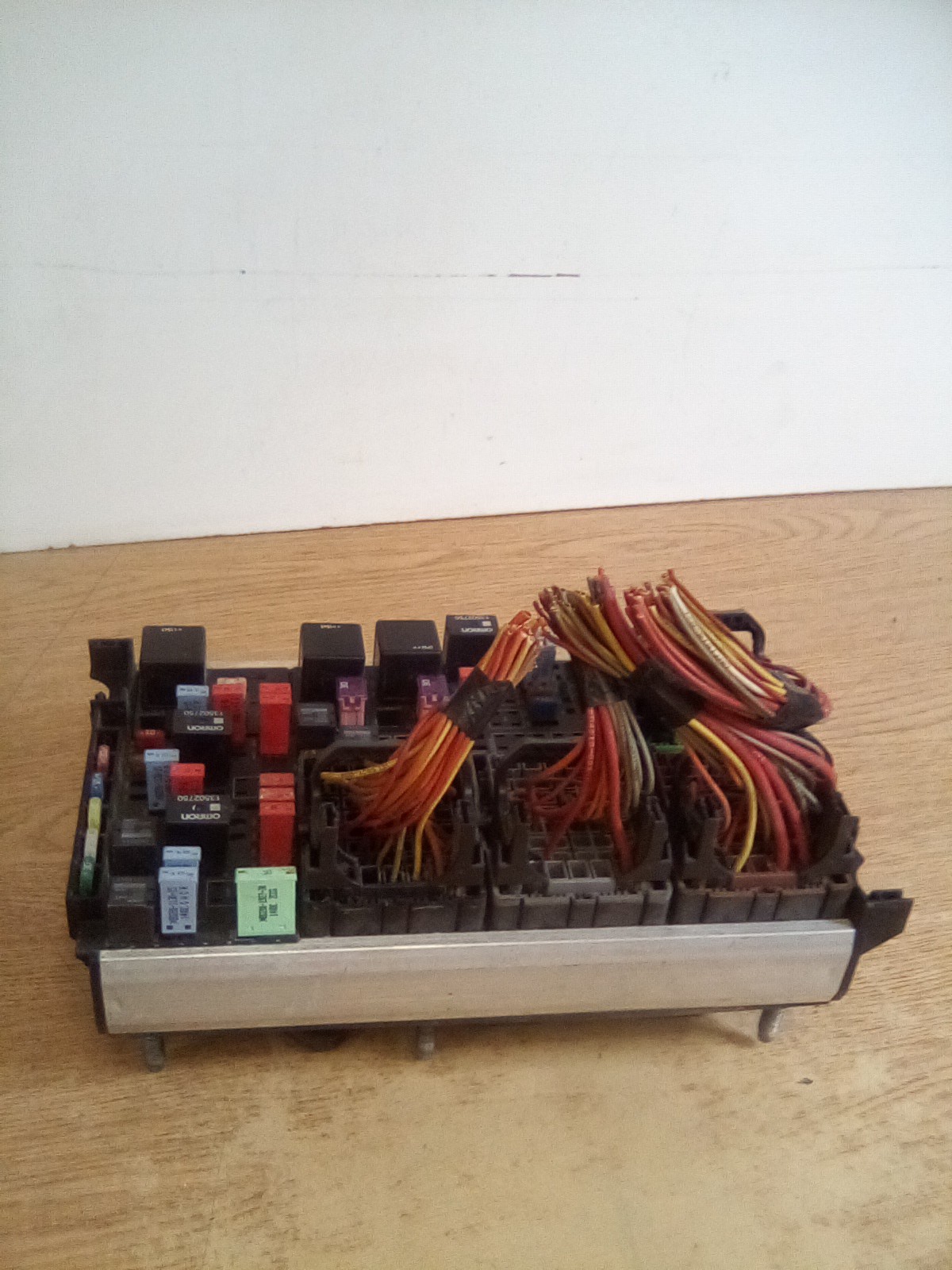 Peterbilt 579 Cab Fuse Assembly P27-1147-0200