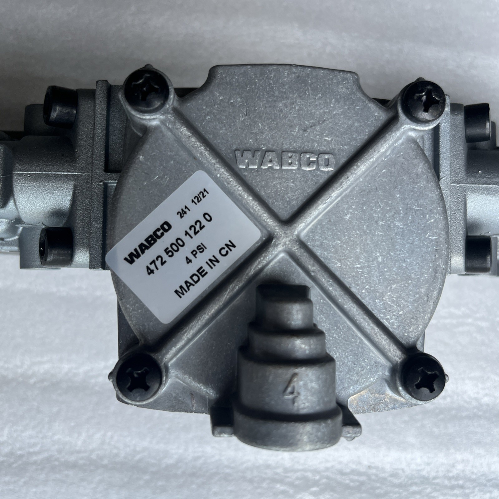 NOS Wabco 472 500 122 0 ABS Relay Valve Genuine Truck