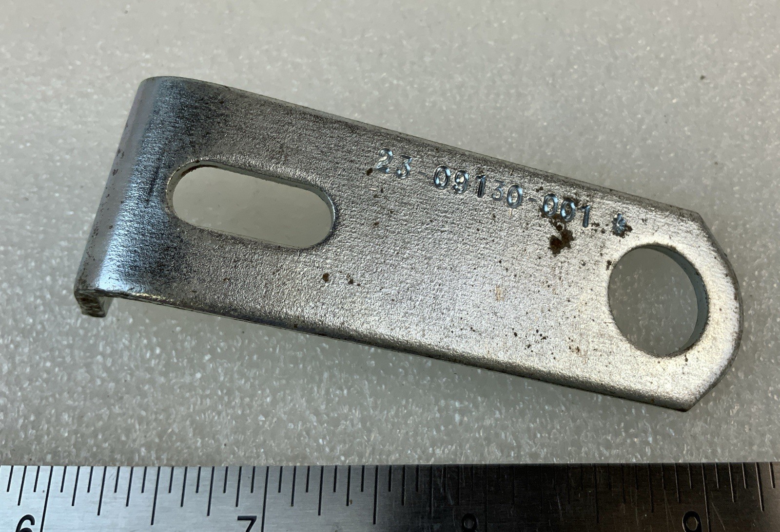 FREIGHTLINER BRACKET-STANDOFFP/N: 23-09130-001 NEW OLD STOCK