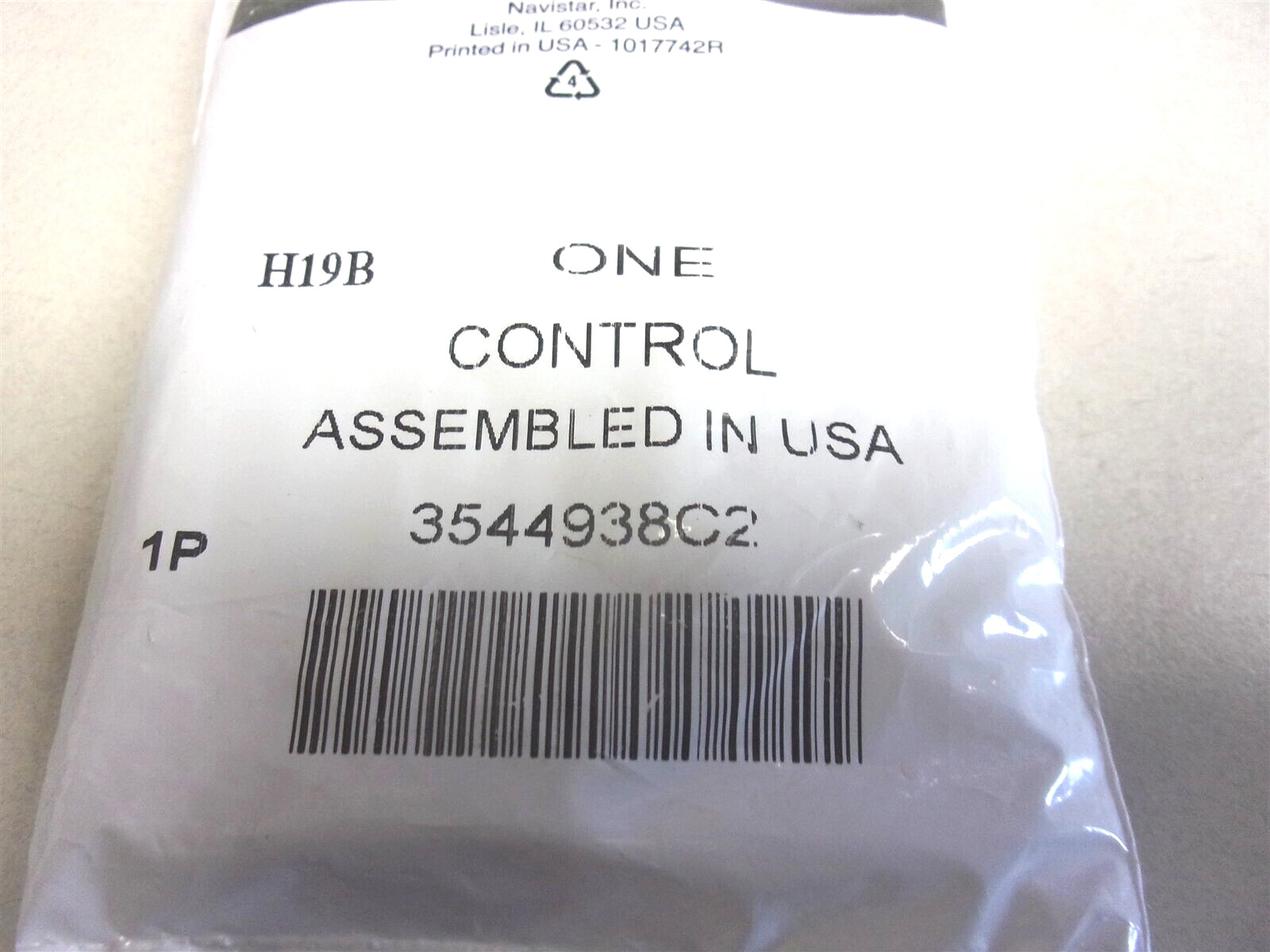 3544938C2 NEW OEM INTERNATIONAL REPLACEMENT KEY FOB / TRANSMITTER 3544938C1
