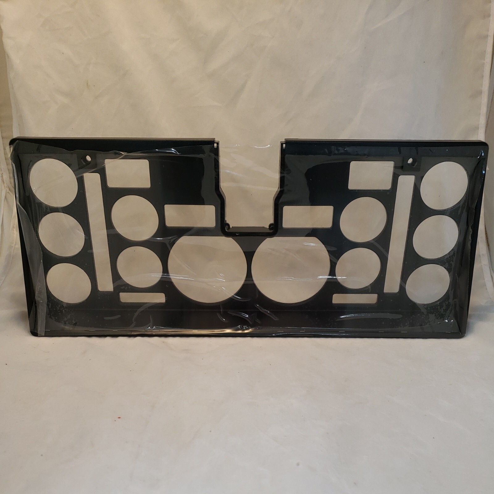 Brand New International Navistar OEM Instrument Guage Cluster Bezel 3553626C1