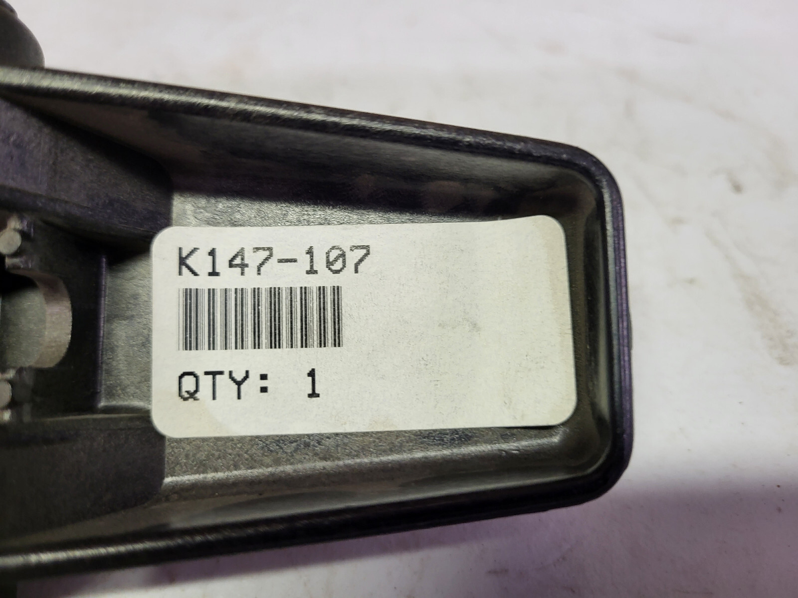 NOS Hood Latch KW 1987-’05 W900B T600A T800 Kenworth K147-107 Ref. # K147-253