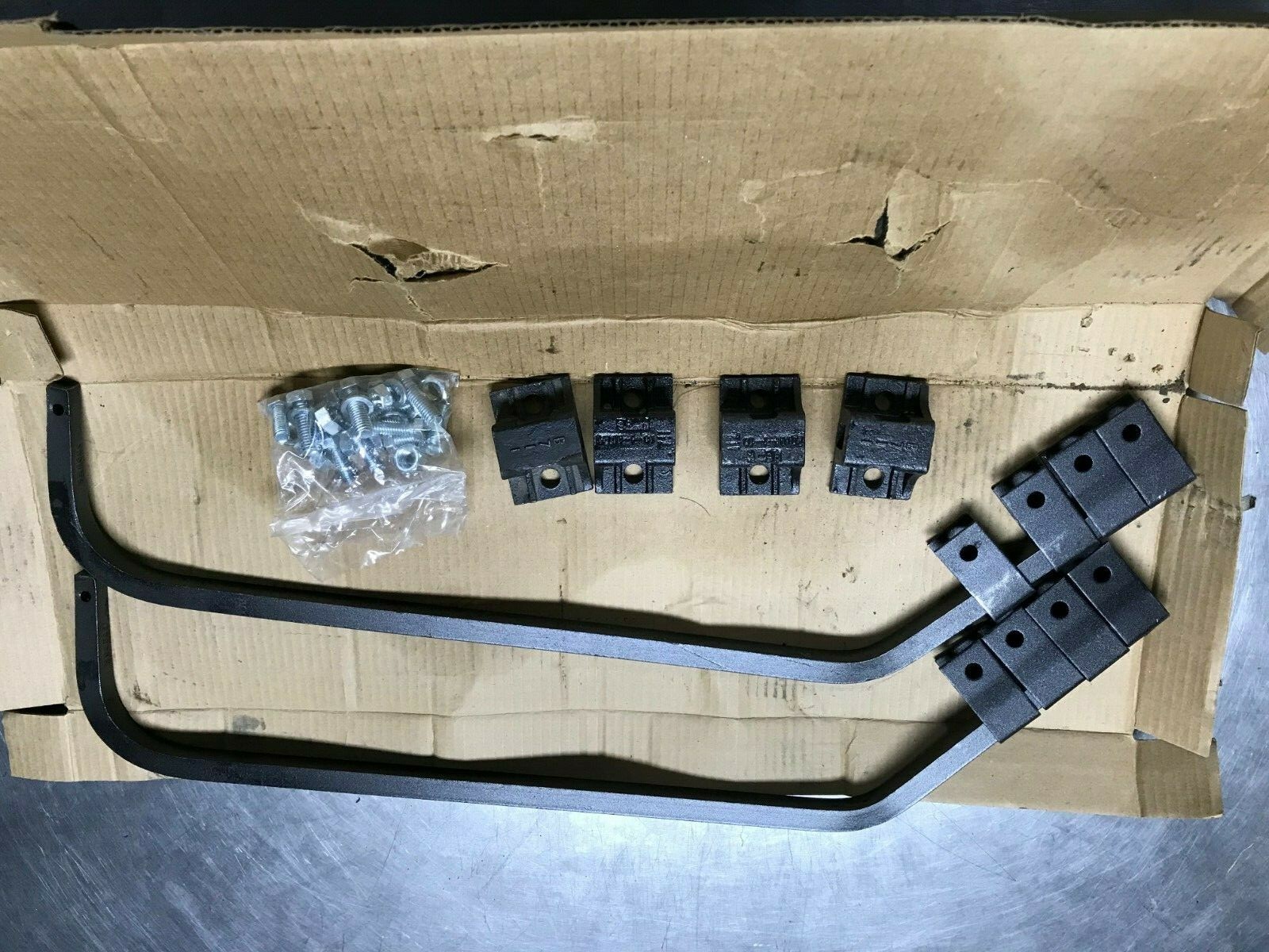 B35 BETTS Spring Steel FLAP HANGER Pair & Hardware BTS-B35