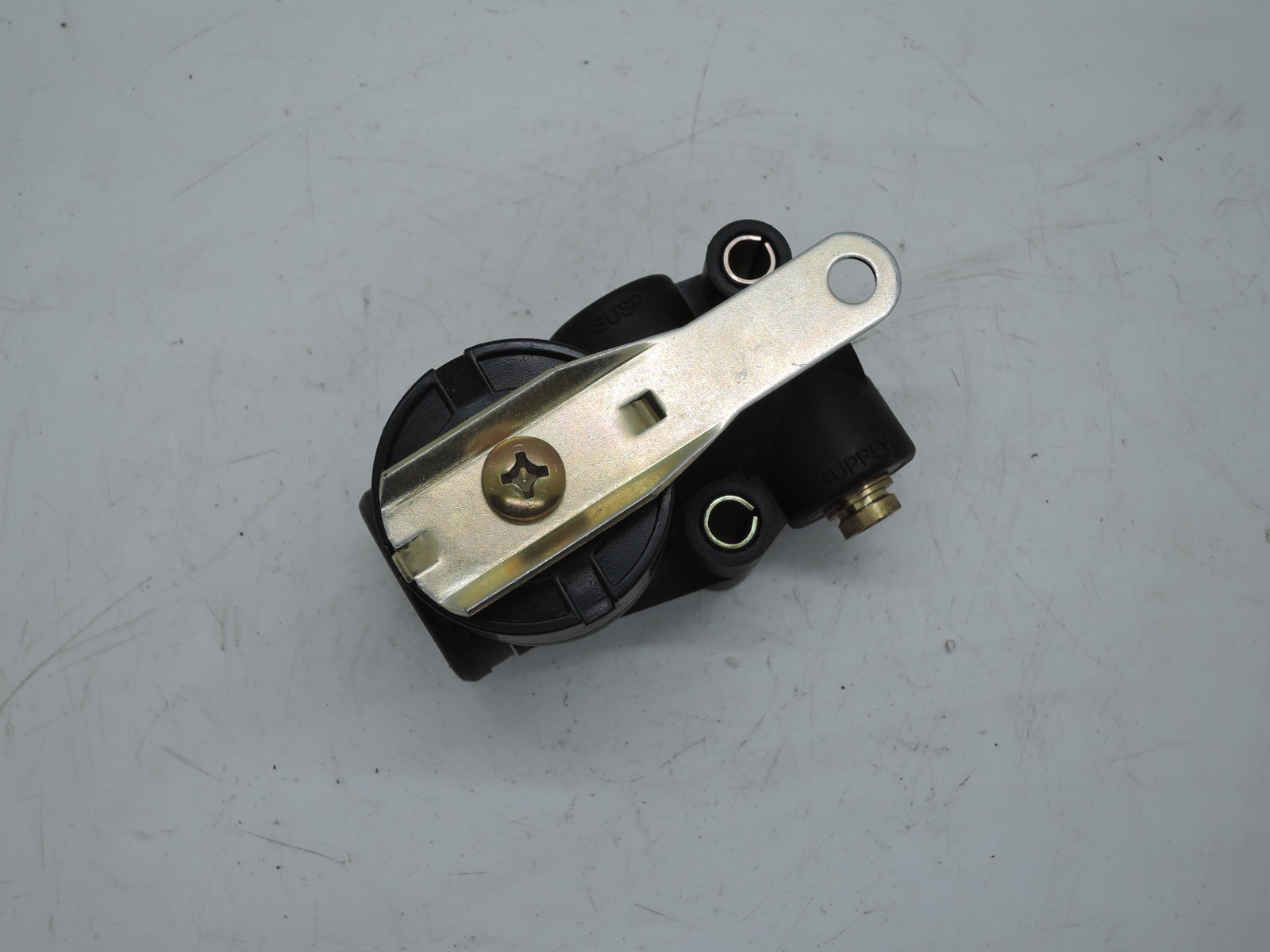 H00600P OEM HADLEY Peterbilt- Volvo All-Makes Valve-Height Control