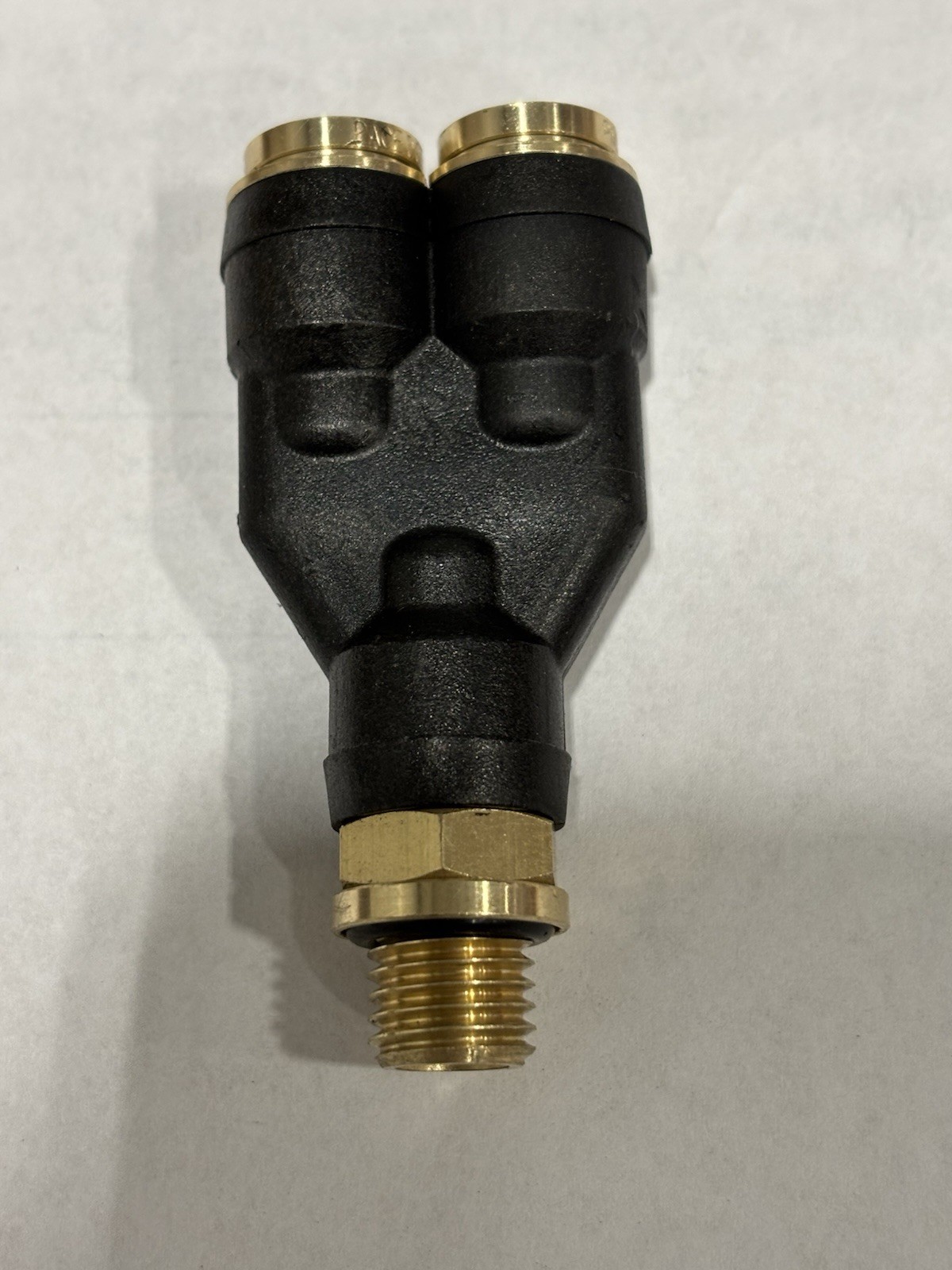 23-14561-001 Freightliner Y Connector 3/8 PTC x M12 O Ring DOT Certified 1 Pack