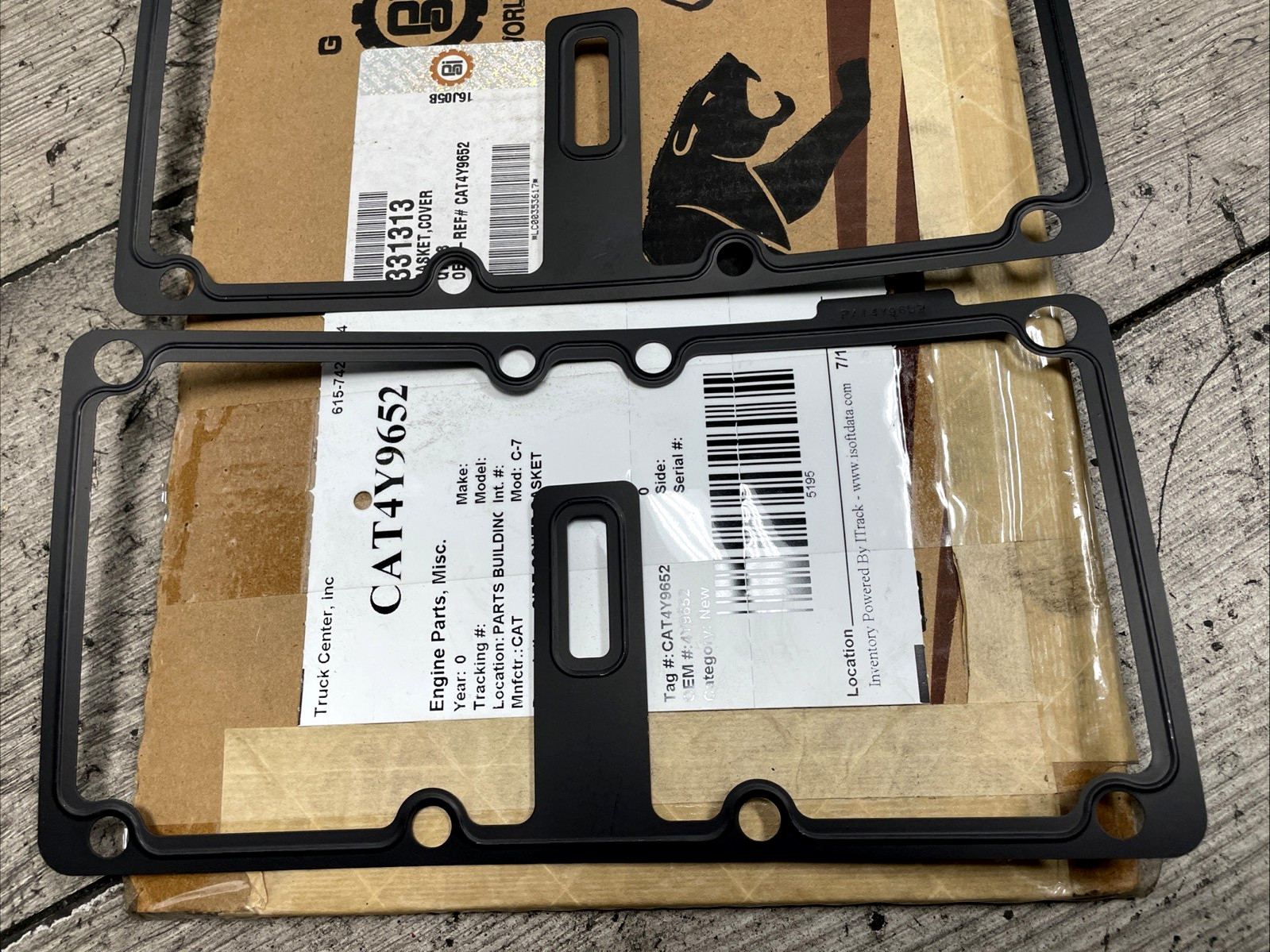 CATERPILLAR C7 SIDE COVER GASKET 4Y9652 ( 3 PIECES ) )