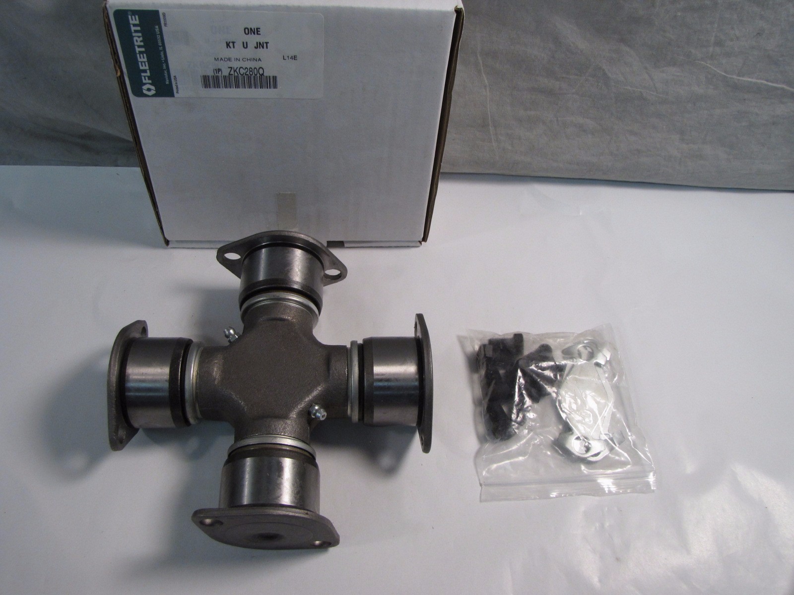 Fleetrite / Navistar ZKC280Q U-Joint Kit NEW