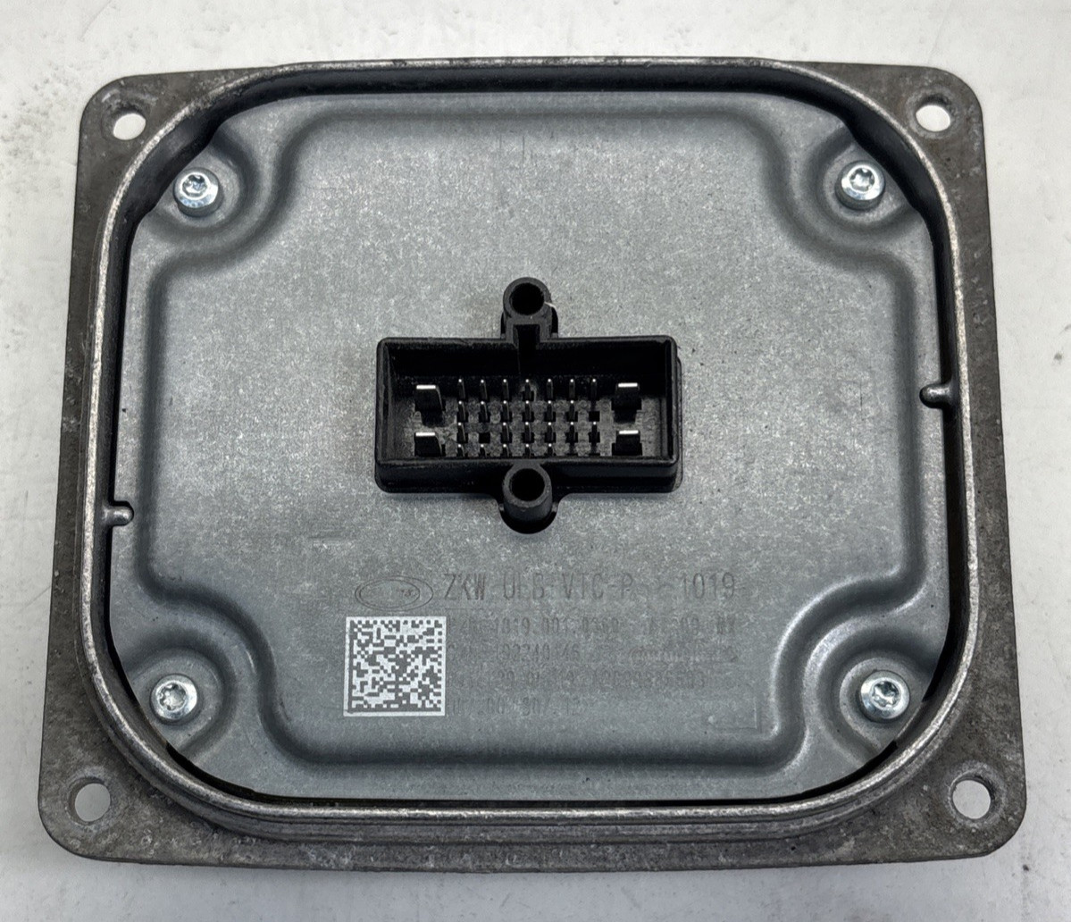VOLVO VNL 2-GEN SEMI TRUCK 19+ MAIN BALLAST, ZKW ULB VTC-P 1019 A2C99886603