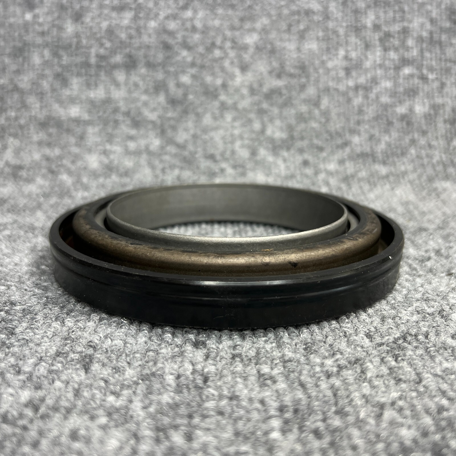 Stemco 309-0912 Oil Seal and Wear Sleeve