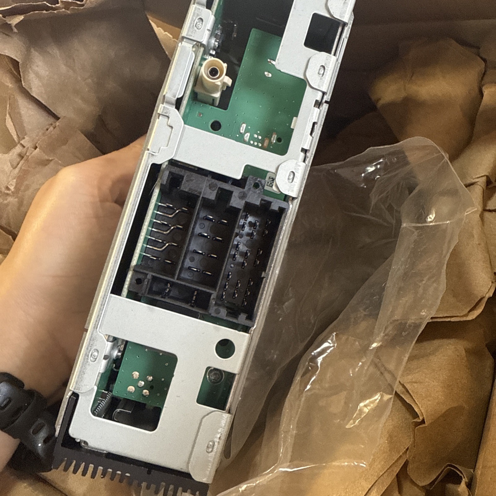 A22-78675-000 Genuine Freightliner Radio AM FM WB BT USB Bluetooth