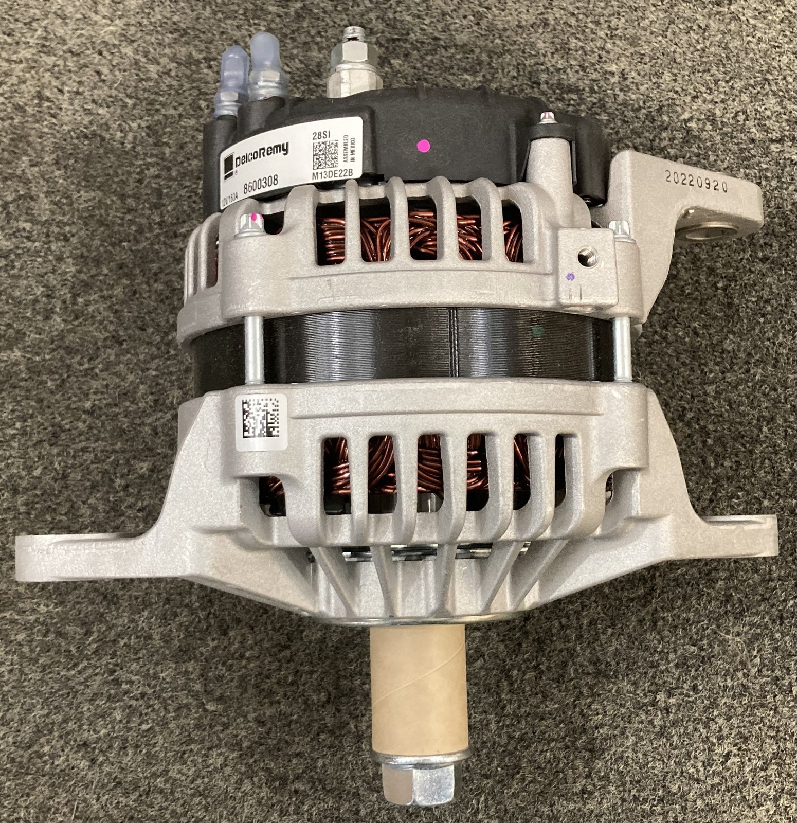 New Genuine Delco 8600308 Alternator