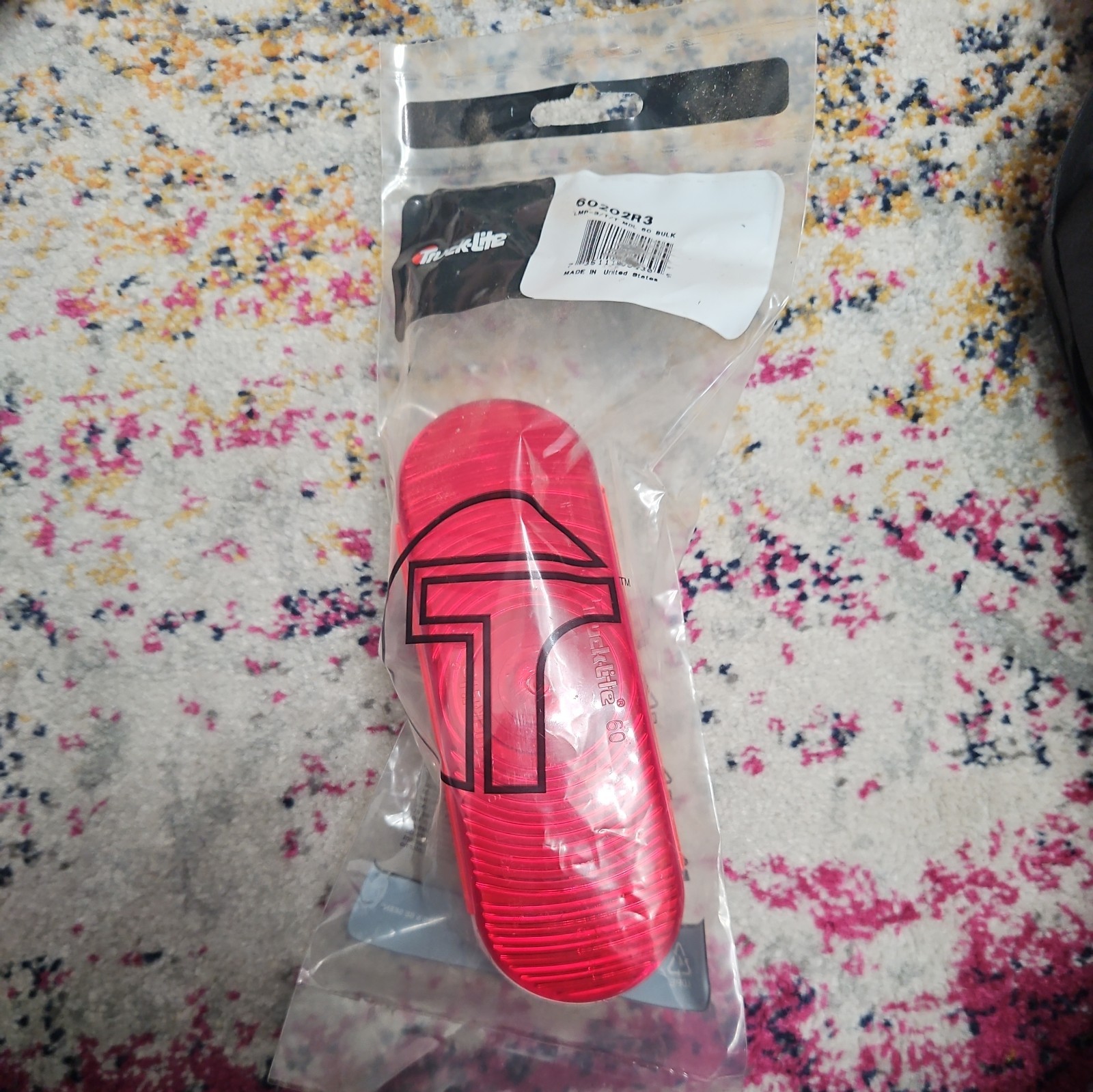 Prima Tronics PT6000R Oval Taillight 60 Series and a 60202r3 trucklite. Lot of 2
