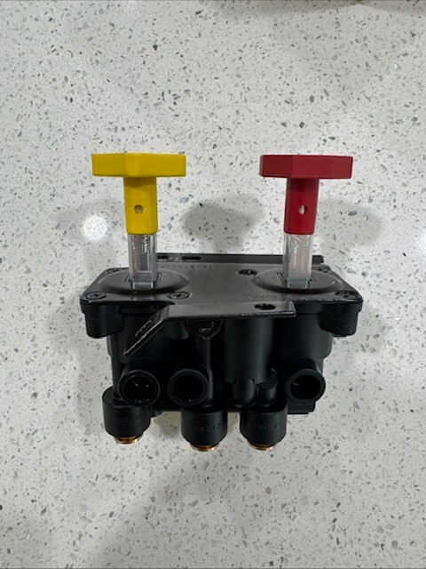MV3 Module Dash Valve fit for: Volvo Haldex Midland Style KN20619 RKN20619 A/M