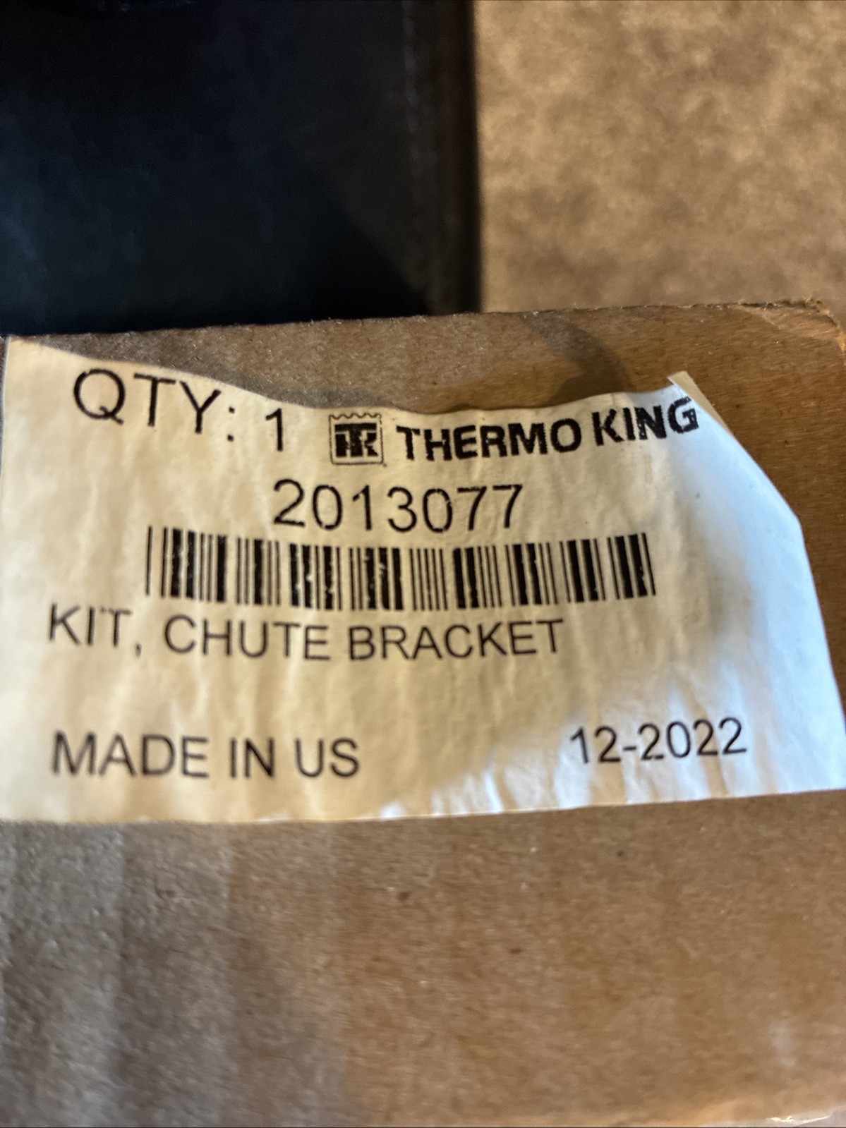 Thermo King 2013077 Air Chute Bracket And Installation Kit New In Box