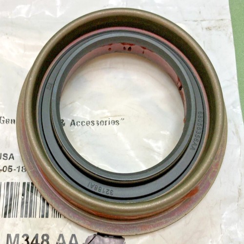 Mopar CBAKM348AA Seal Kit, Drive Pinion (OEM)