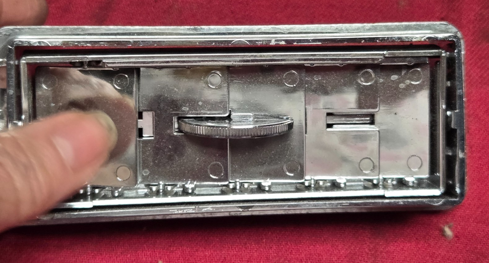 United Pacific 4.5 X 1.75, 41017 Dashboard Air Vent, A/C Vent, NEW OLD STOCK