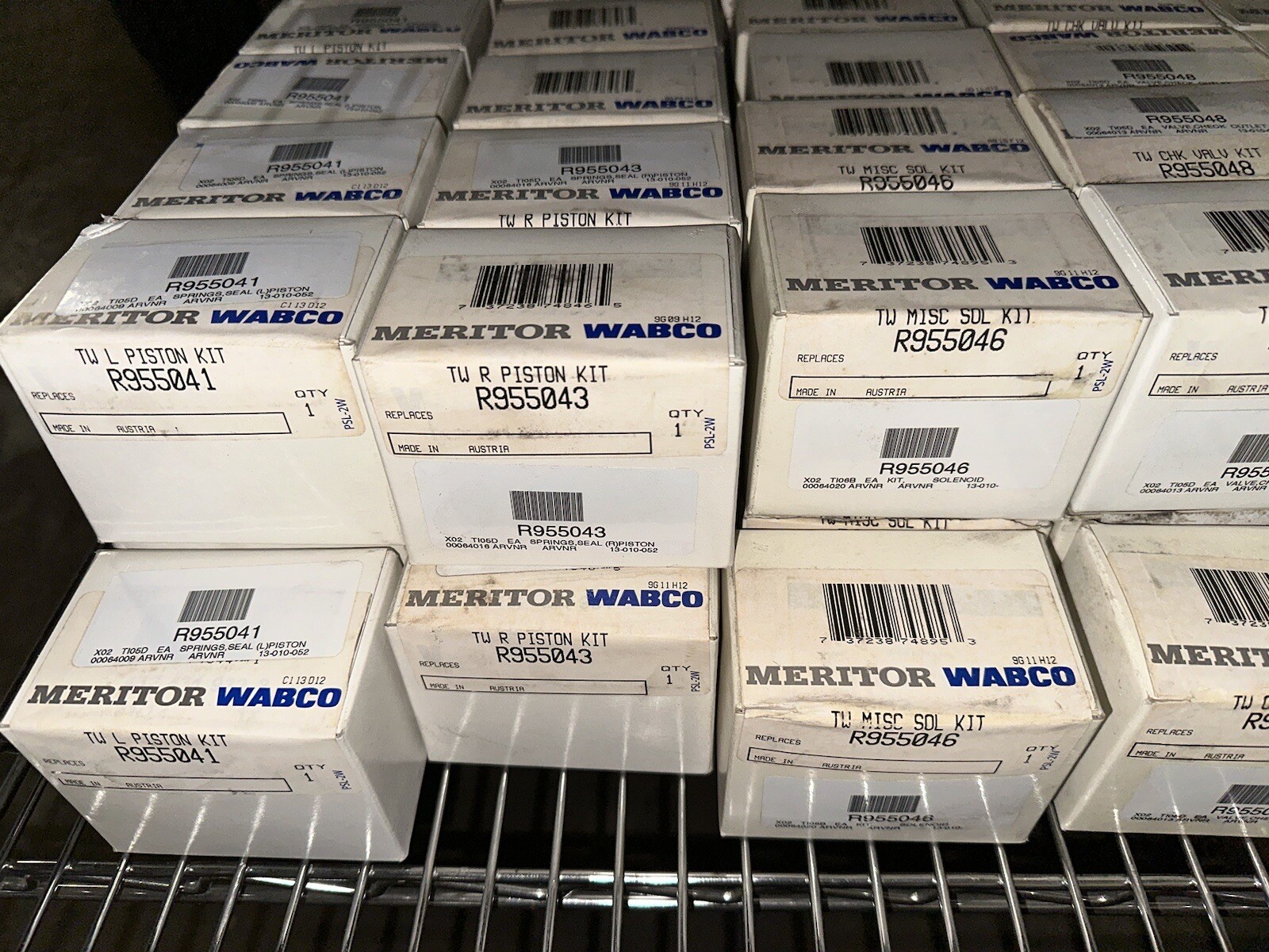 Meritor Wabco R955048 Air Dryer Valve Kit / TWIN Models Cummings Mack Volvo