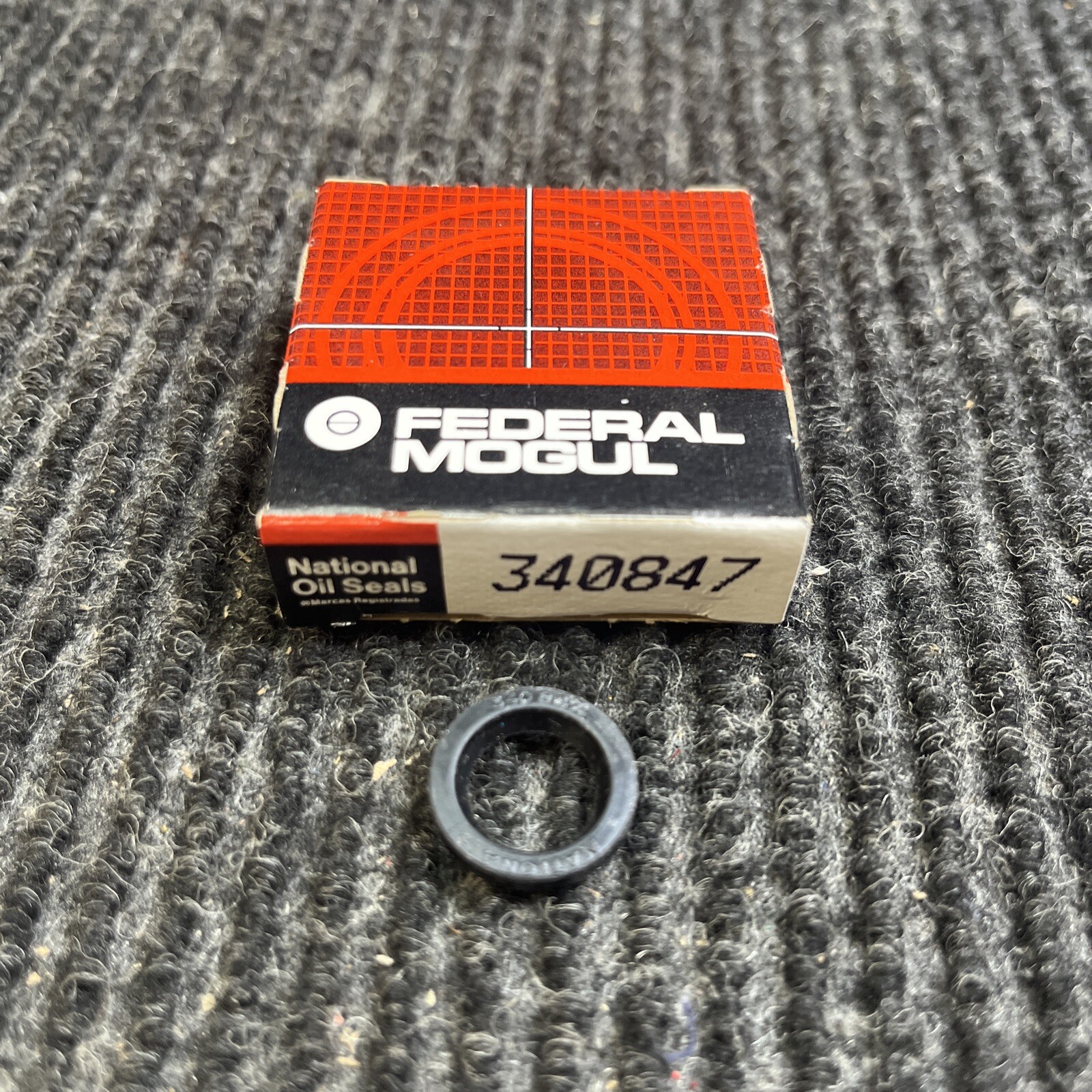 🔥🔥🔥NOS Federal Mogul National 340847 Oil Seal FREE SHIPPING