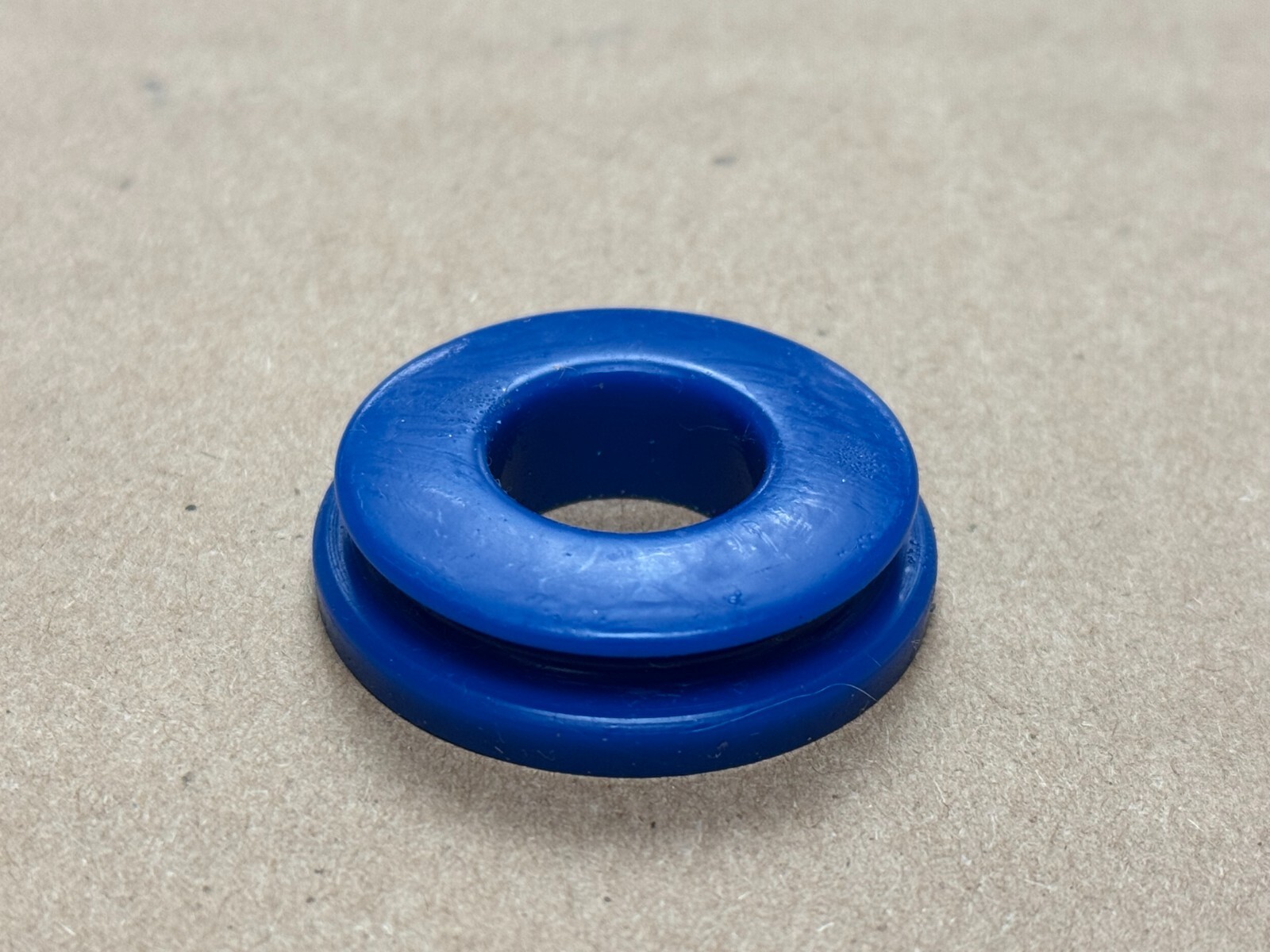 Energy Universal Blue Hyper Flex Poly Glad Hand Seals 90.9017B – 8 Pack